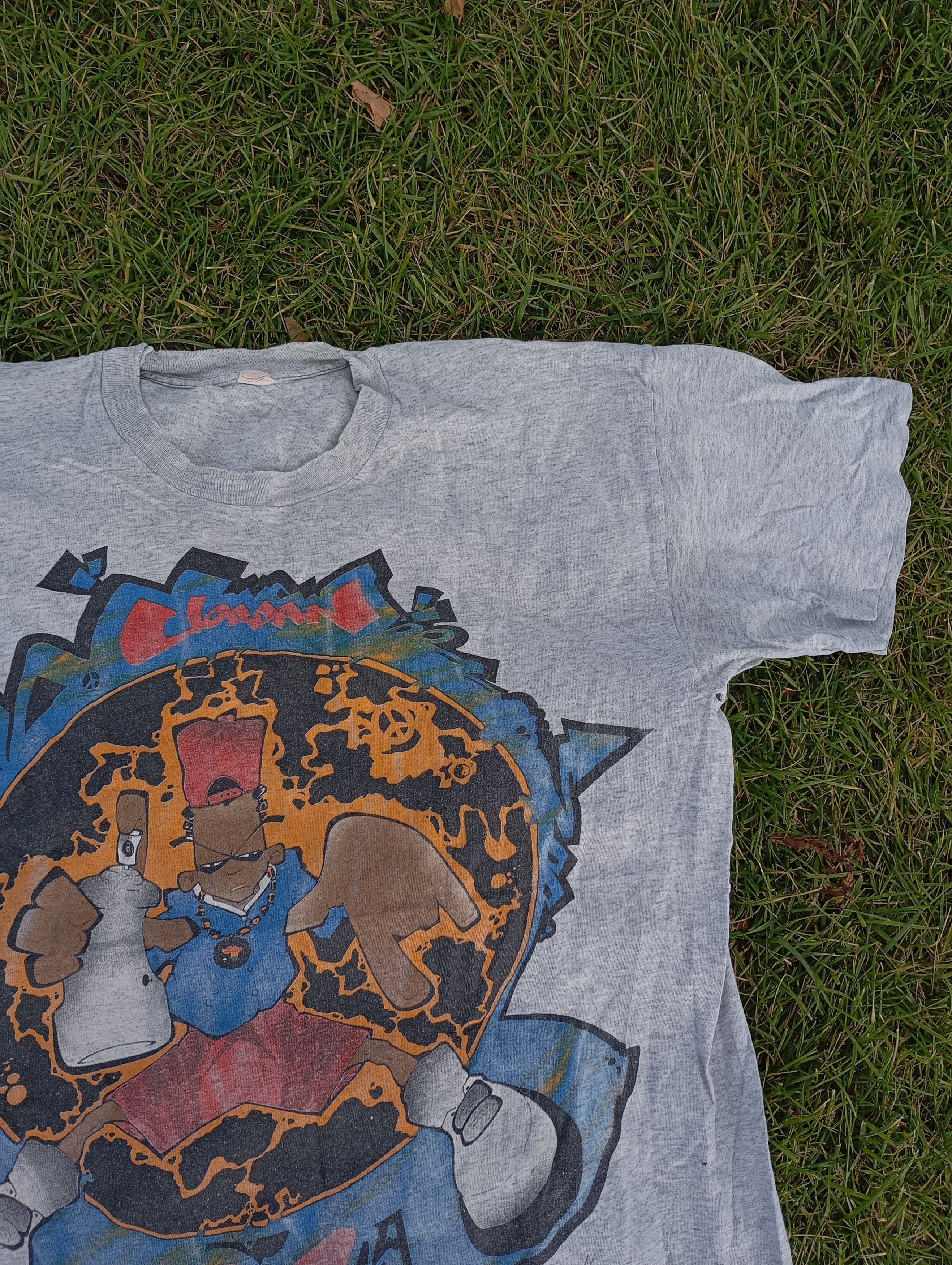 Vintage Vintage 90s Jordan 23 Empire Secretive Art T-shirt Size US L / EU 52-54 / 3 - 3 Thumbnail