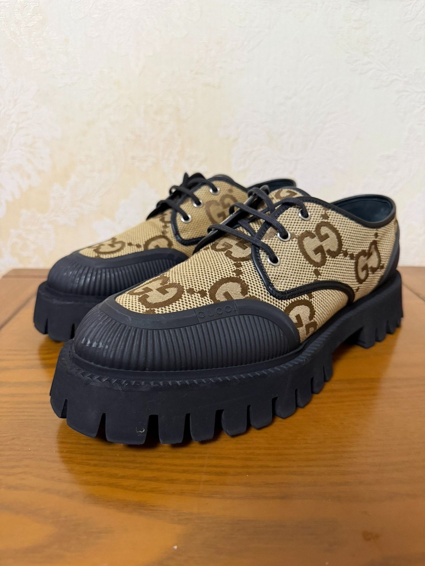 Gucci Gucci Lowtop Sneakers 9 Men Size US 9 / EU 42 - 1 Thumbnail