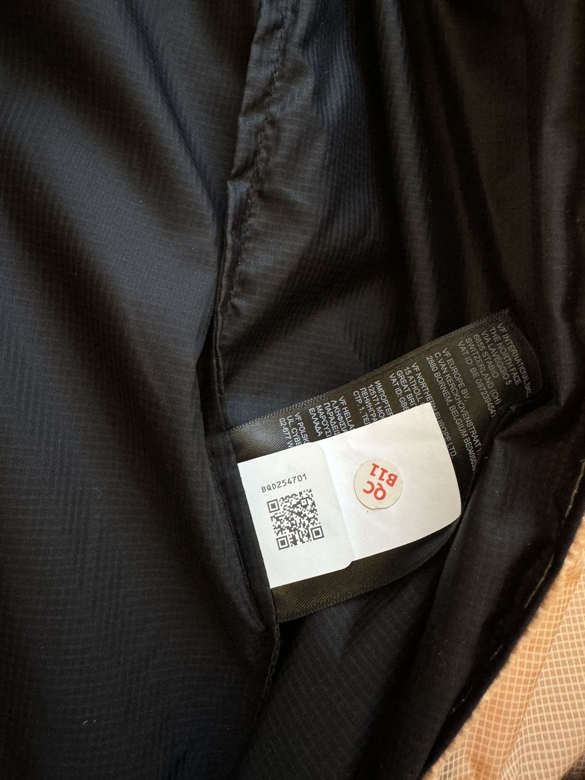 The North Face The North Face rain jscket Size M / US 6-8 / IT 42-44 - 7 Thumbnail