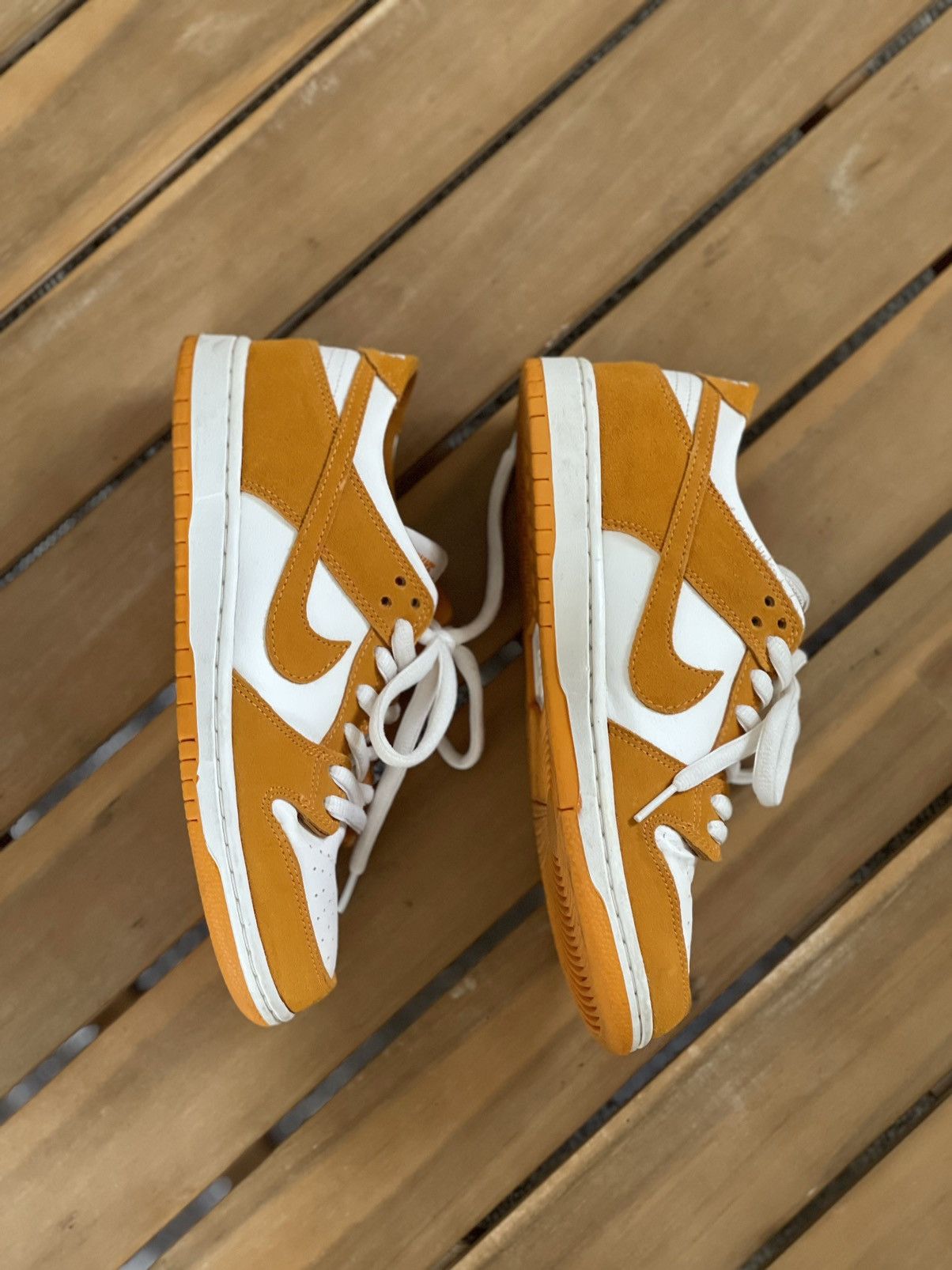 Nike Nike SB Dunk Low Size 7.5 Circuit Orange Size US 7.5 / EU 40-41 - 3 Thumbnail