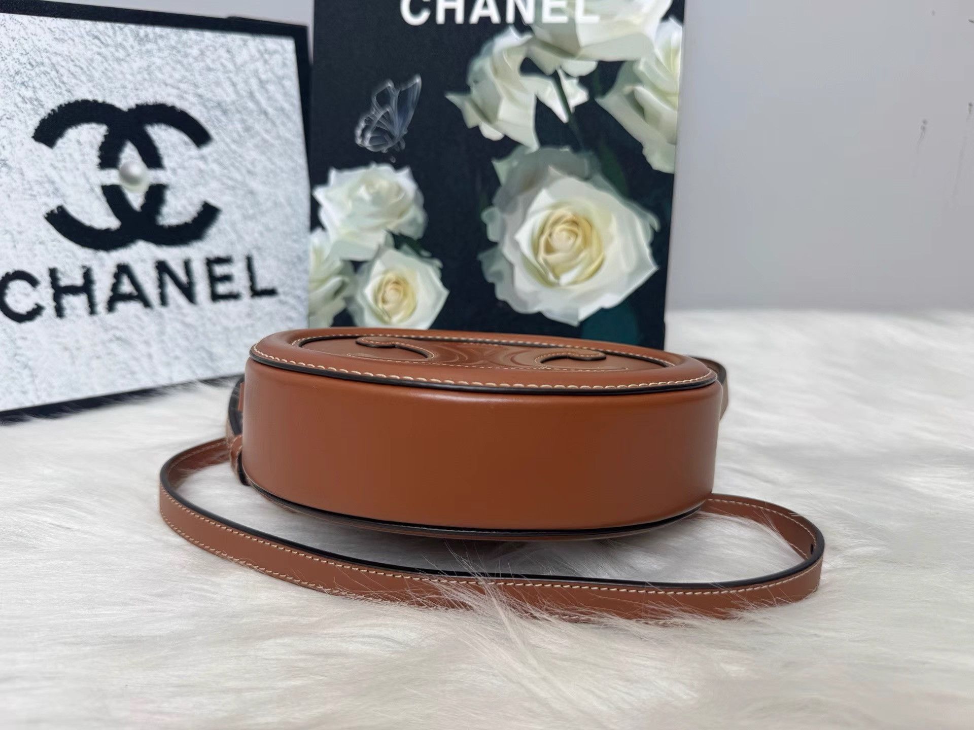 Celine CELINE Brown Mooncake Bag K36 Size ONE SIZE - 3 Thumbnail