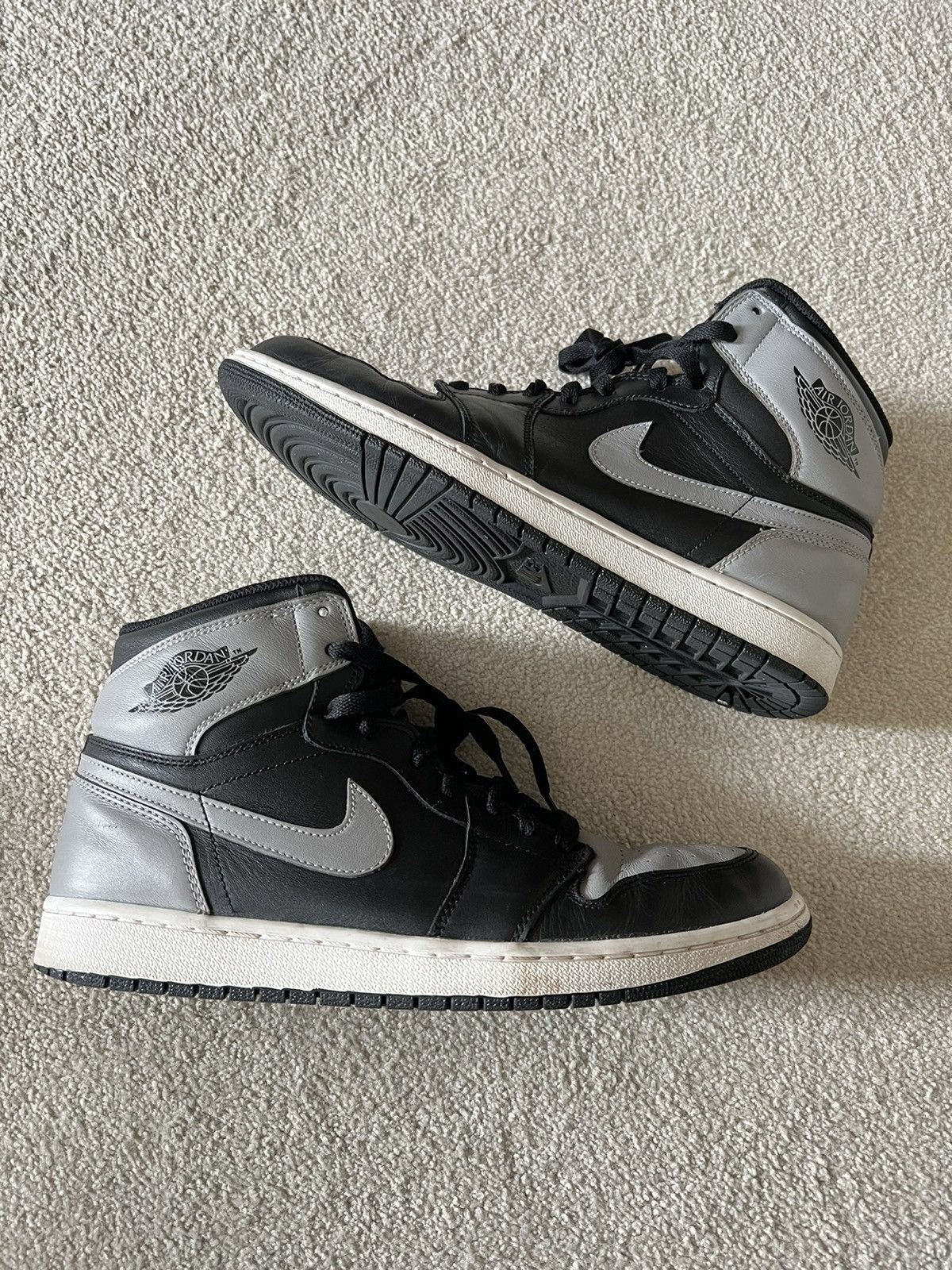 Jordan Brand Air Jordan 1 Retro High OG “Shadow” (2013) Size US 9 / EU 42 - 5 Thumbnail