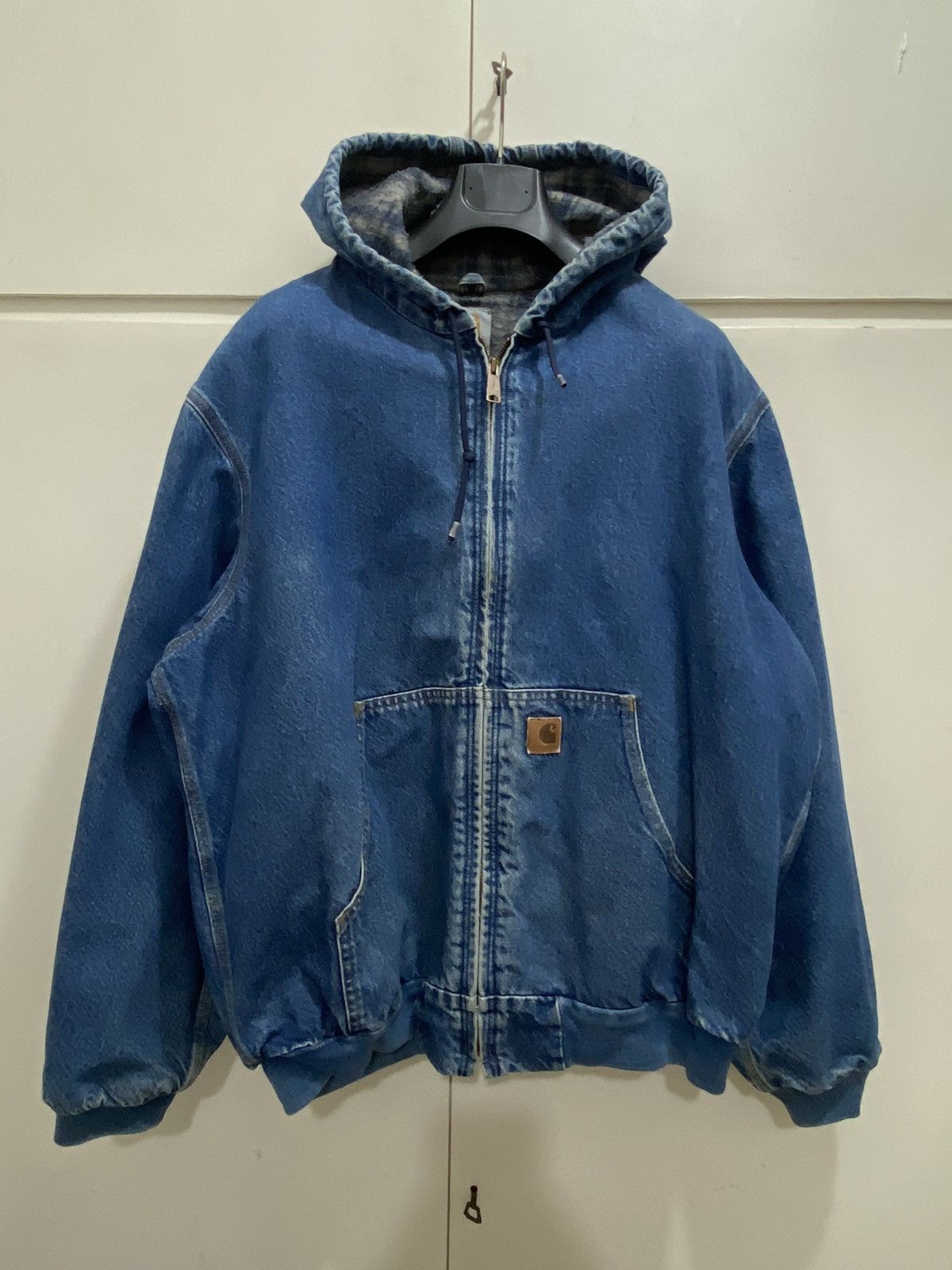 Carhartt Active Jacket J139 DST Carhartt USA blue denim, used. Size US XL / EU 56 / 4 - 1 Thumbnail