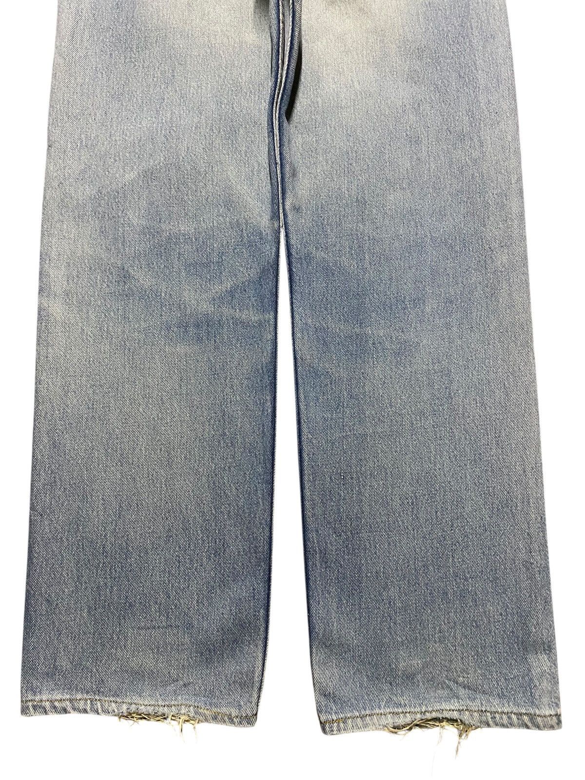 Levi's Vintage Clothing Vintage Levis 501 90’s Faded Light Wash Loose Jeans Size US 31 - 6 Thumbnail