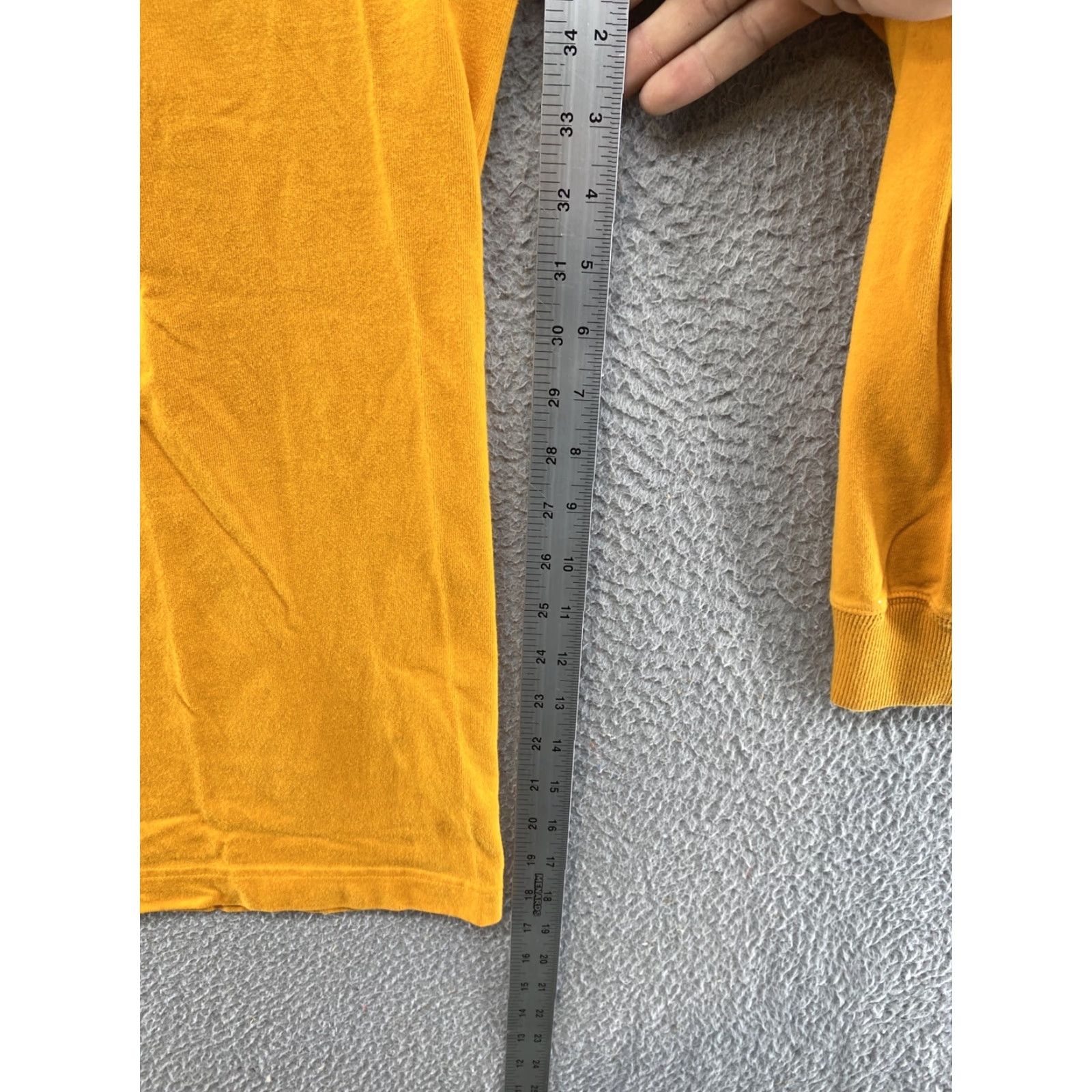 Nike Nike Lab Collection Women’s Mock Neck 1/4 Zip Yellow Top Small Nike Dri-FIT Activewear Shirt Pullover Womens Workout Athletic 923830 Size S / US 4 / IT 40 - 6 Thumbnail