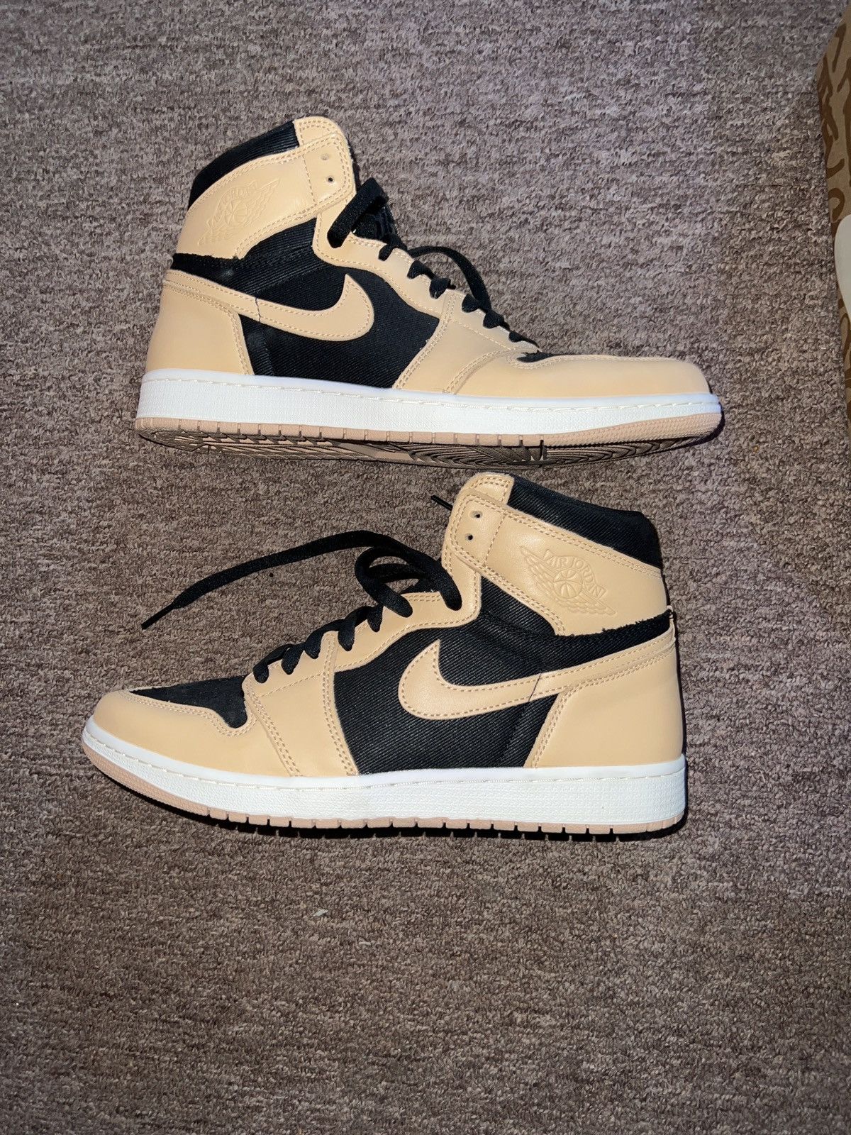 Jordan Brand × Nike Air Jordan 1 Retro High OG Size US 11 / EU 44 - 1 Thumbnail