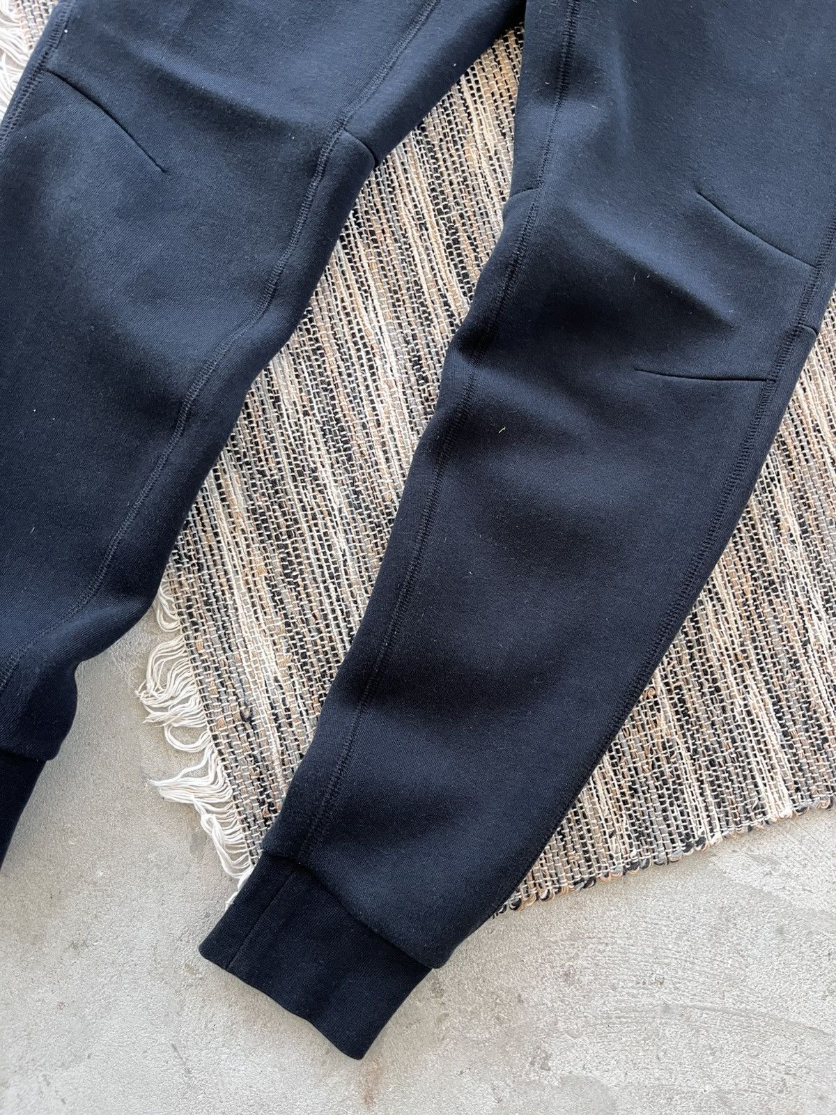 Nike Vintage Nike TechFleece Black Sweatpants Drill Y2K Slim fit Size US 28 / EU 44 - 4 Thumbnail