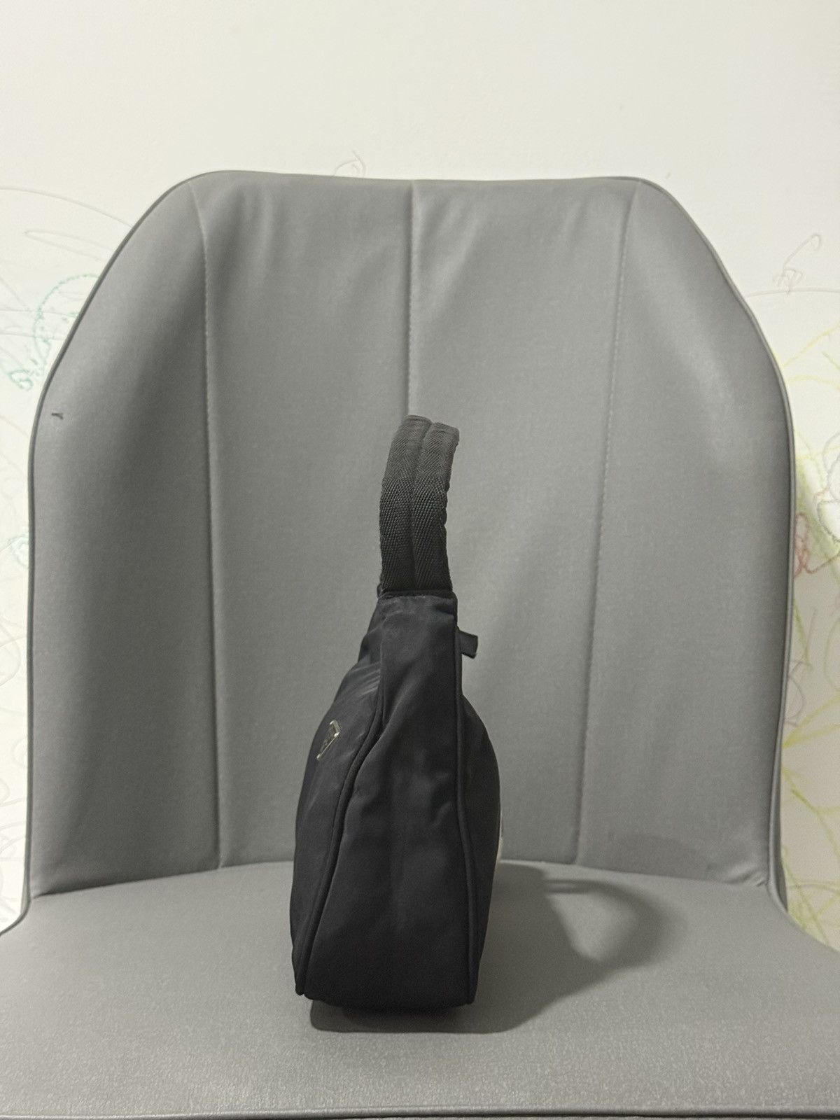 Prada Vintage Prada Black Nylon Hobo Shoulder Bag Size ONE SIZE - 4 Thumbnail