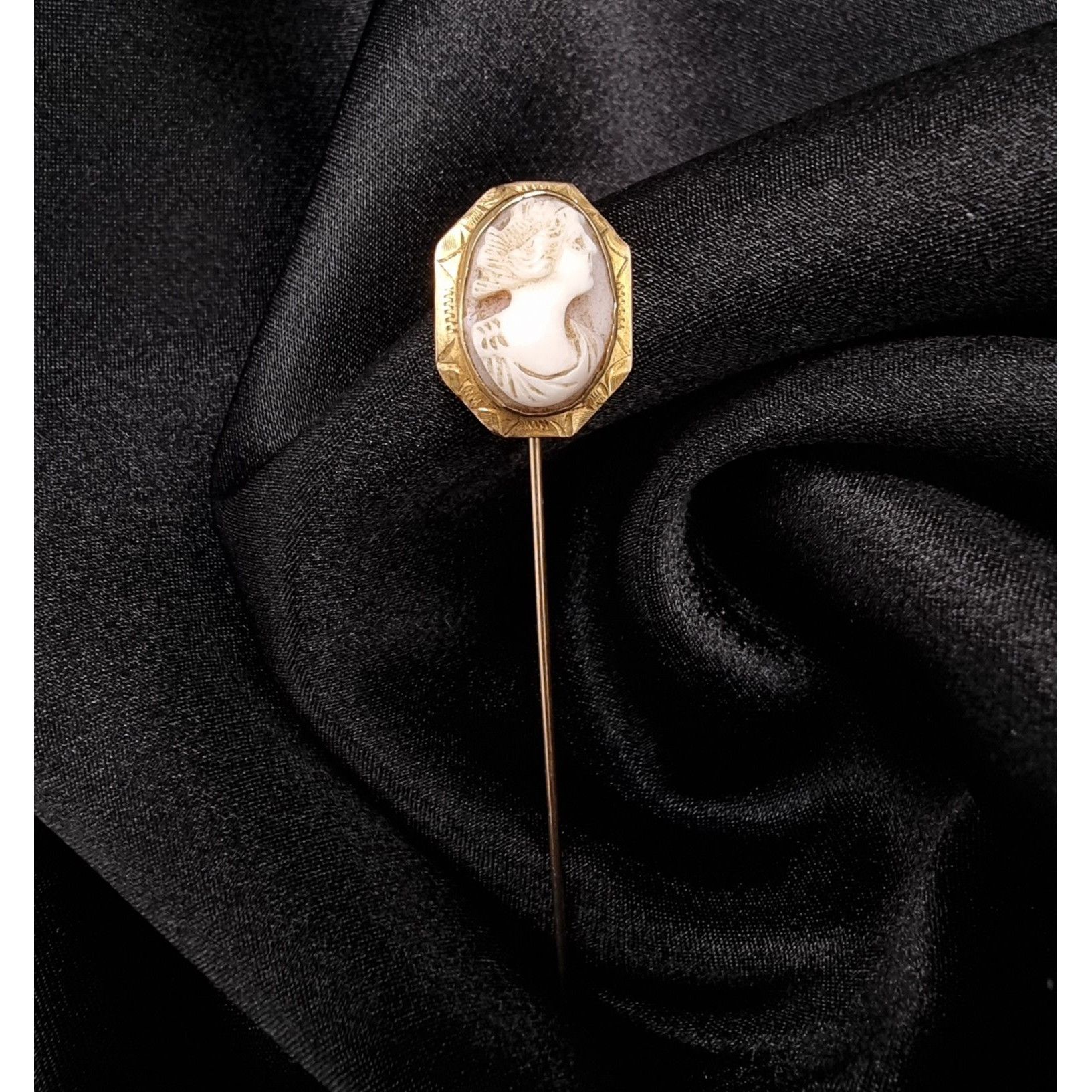 Vintage Antique Victorian 10K Gold Cameo Stick Pin With Carved Shell Size ONE SIZE - 3 Thumbnail