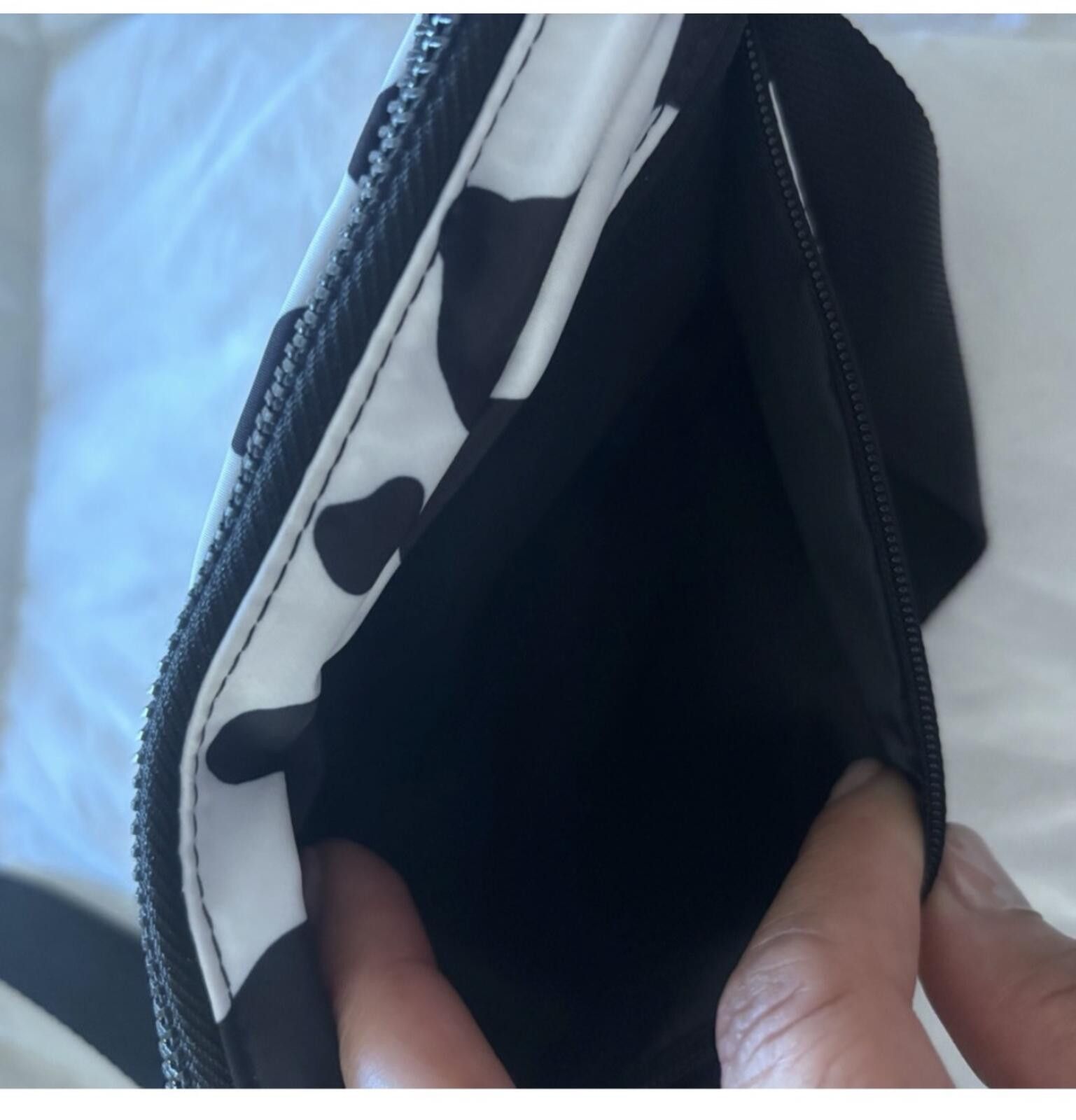 Other (Boutique) Stylish Black and White Cow Print Women's Bag Size ONE SIZE - 5 Thumbnail