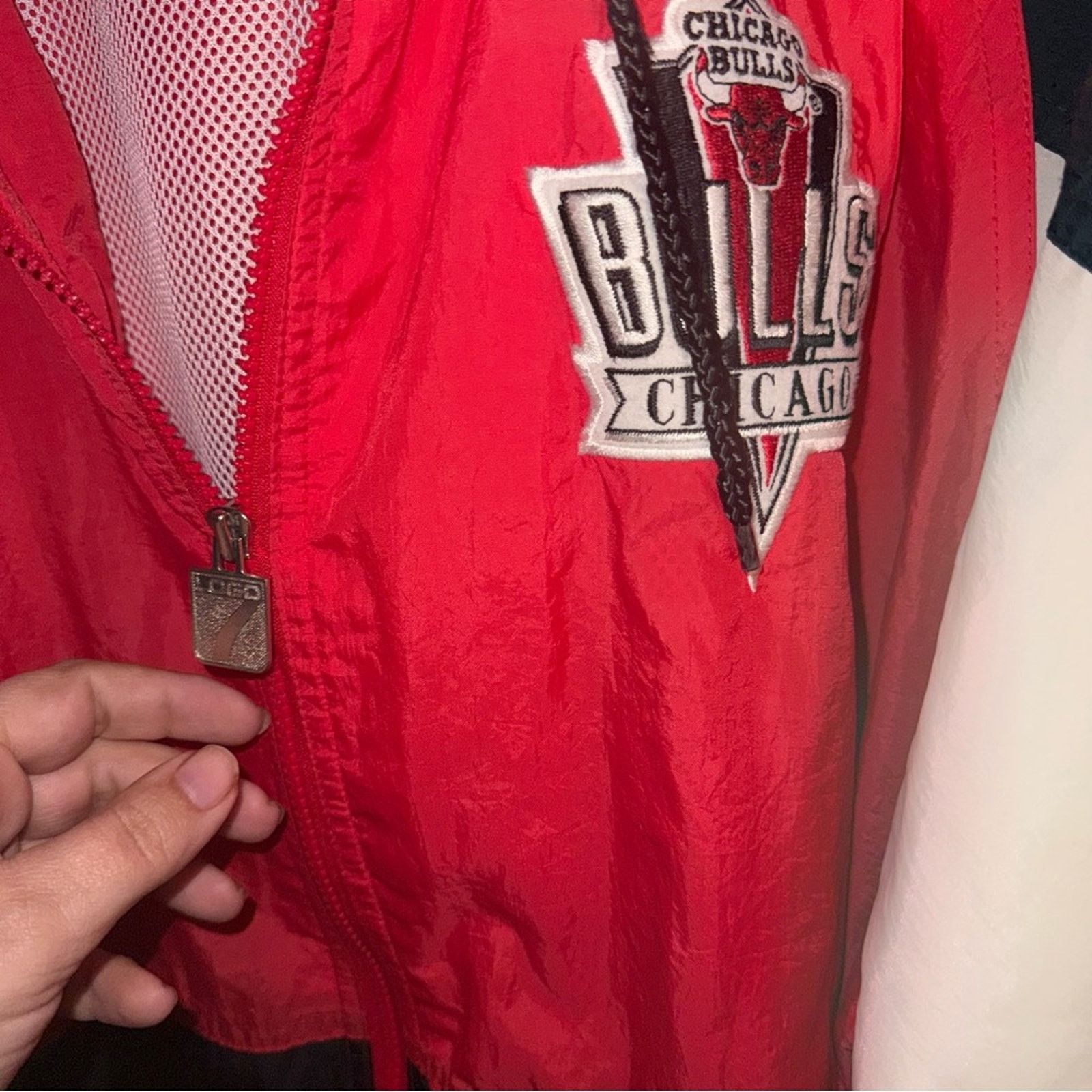 NBA VINTAGE NBA CHICAGO BULLS 90s drawstring windbreaker XL Size US XL / EU 56 / 4 - 3 Thumbnail