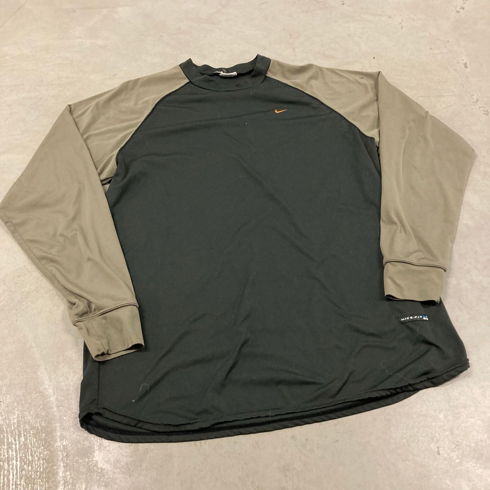 Nike × Vintage Y2K two tone Nike T-Shirt Size US XL / EU 56 / 4 - 1 Thumbnail