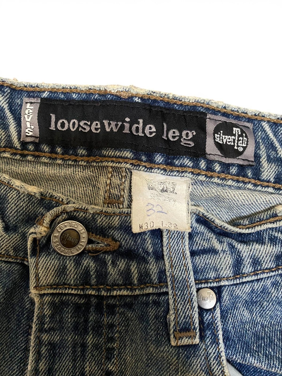 Levi's Vintage 90’s Distressed Baggy Levis Silvertab Loose Wide Leg Size US 30 / EU 46 - 4 Thumbnail