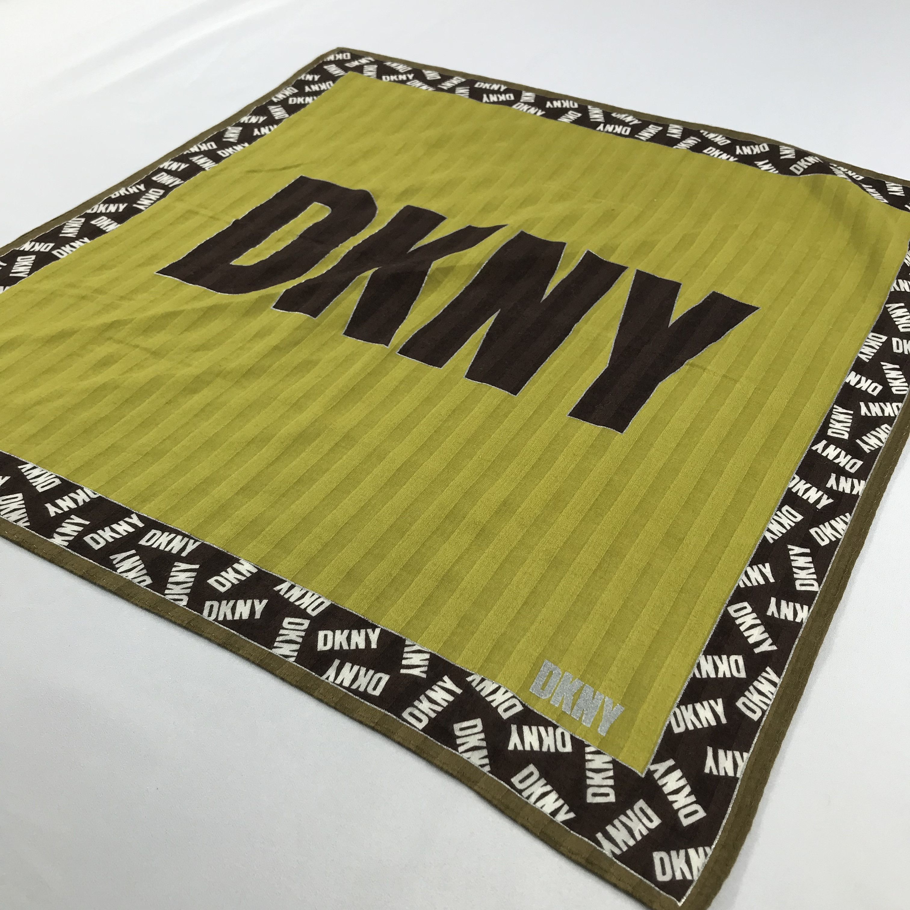 DKNY × Vintage DKNY Bandana / Handkerchief / Neckerchief - S2251 Size ONE SIZE - 2 Thumbnail