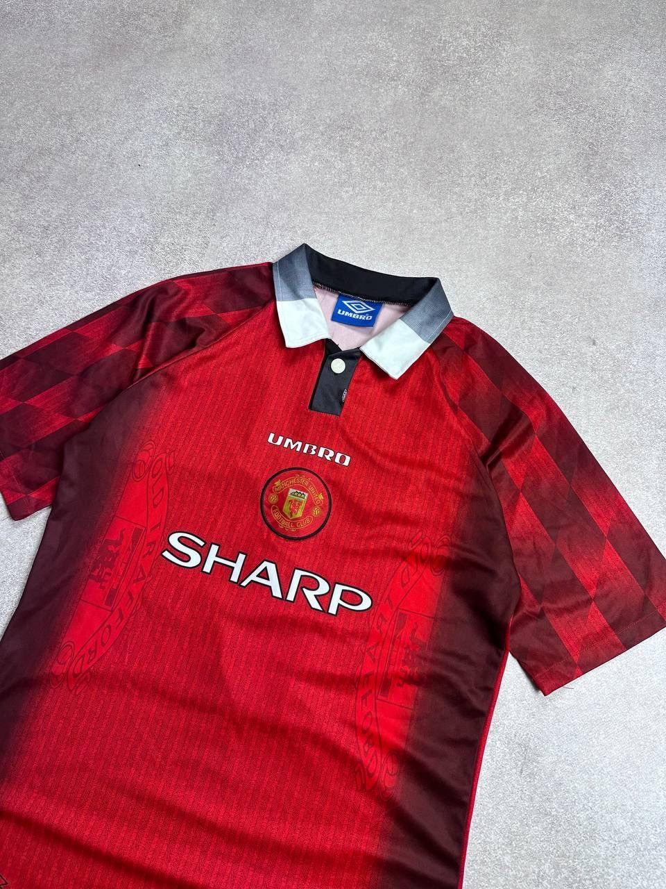 Umbro Vintage Umbro 1996-98 Manchester United Home Jersey XL Size US M / EU 48-50 / 2 - 3 Thumbnail