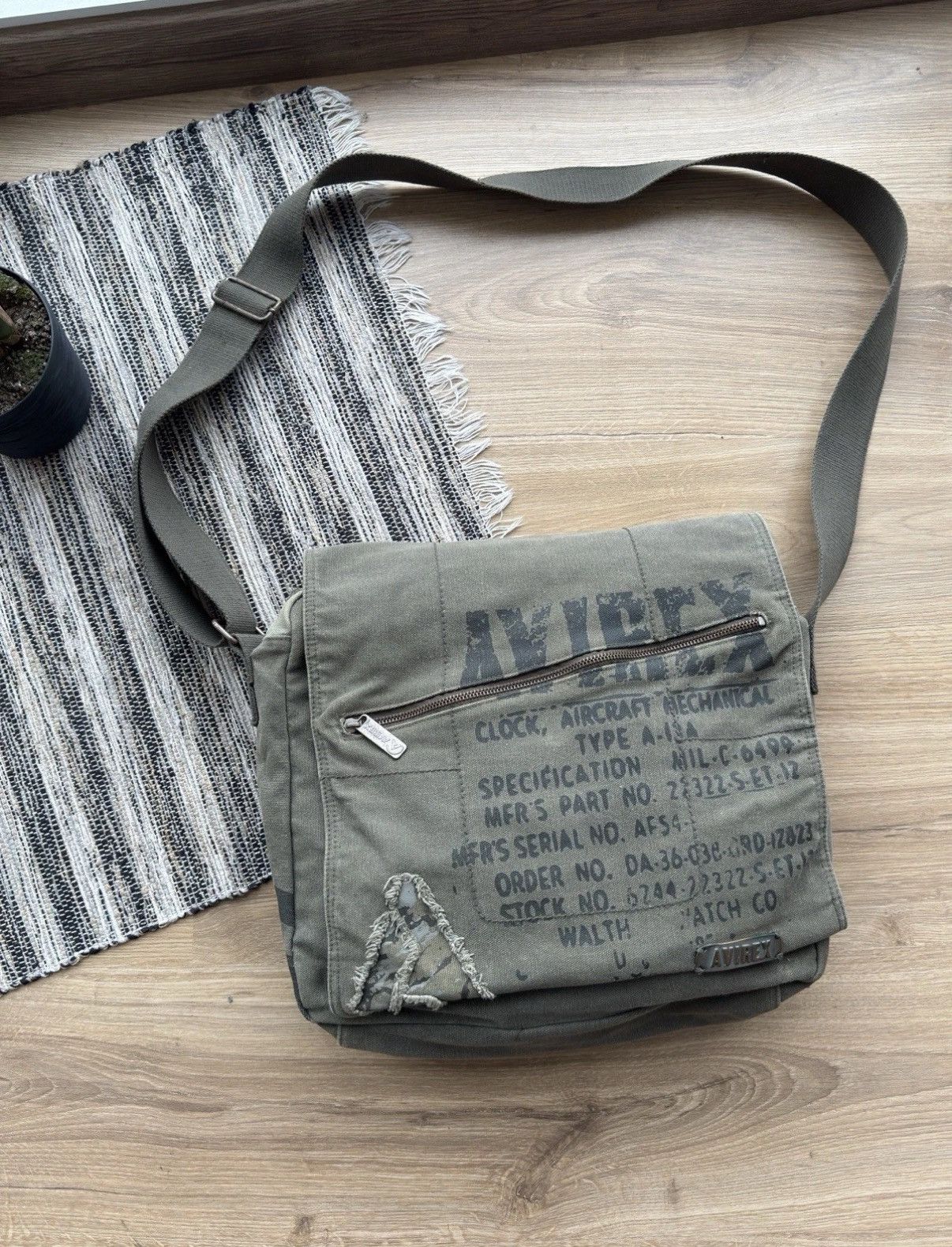 Avirex VINTAGE AVIREX USA ARCHIVE ARMY CROSSBODY SHOULDER BAG MEN Size ONE SIZE - 3 Thumbnail