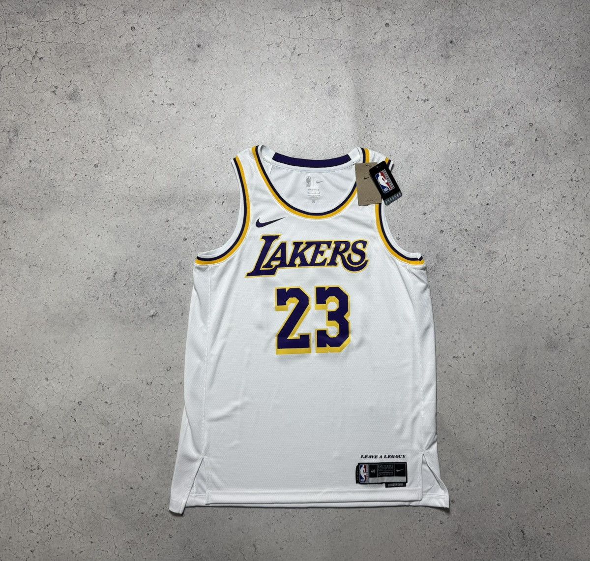 Nike Nike Los Angeles Lakers #23 James NBA Basketball Jersey Size US L / EU 52-54 / 3 - 1 Thumbnail