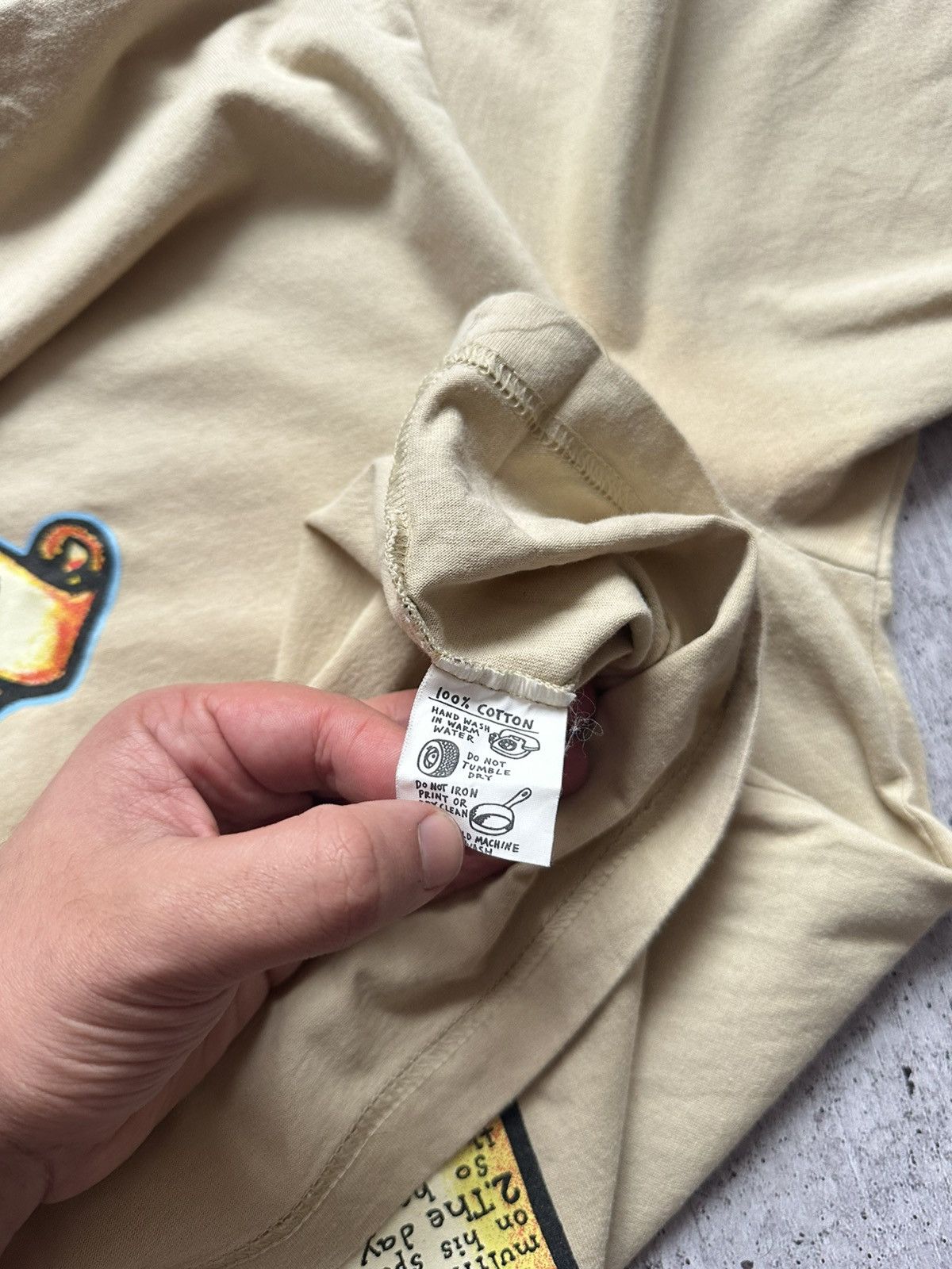 Mambo 1996 Mambo Australian Jesus At The Football Vintage Tee Size US XL / EU 56 / 4 - 12 Thumbnail