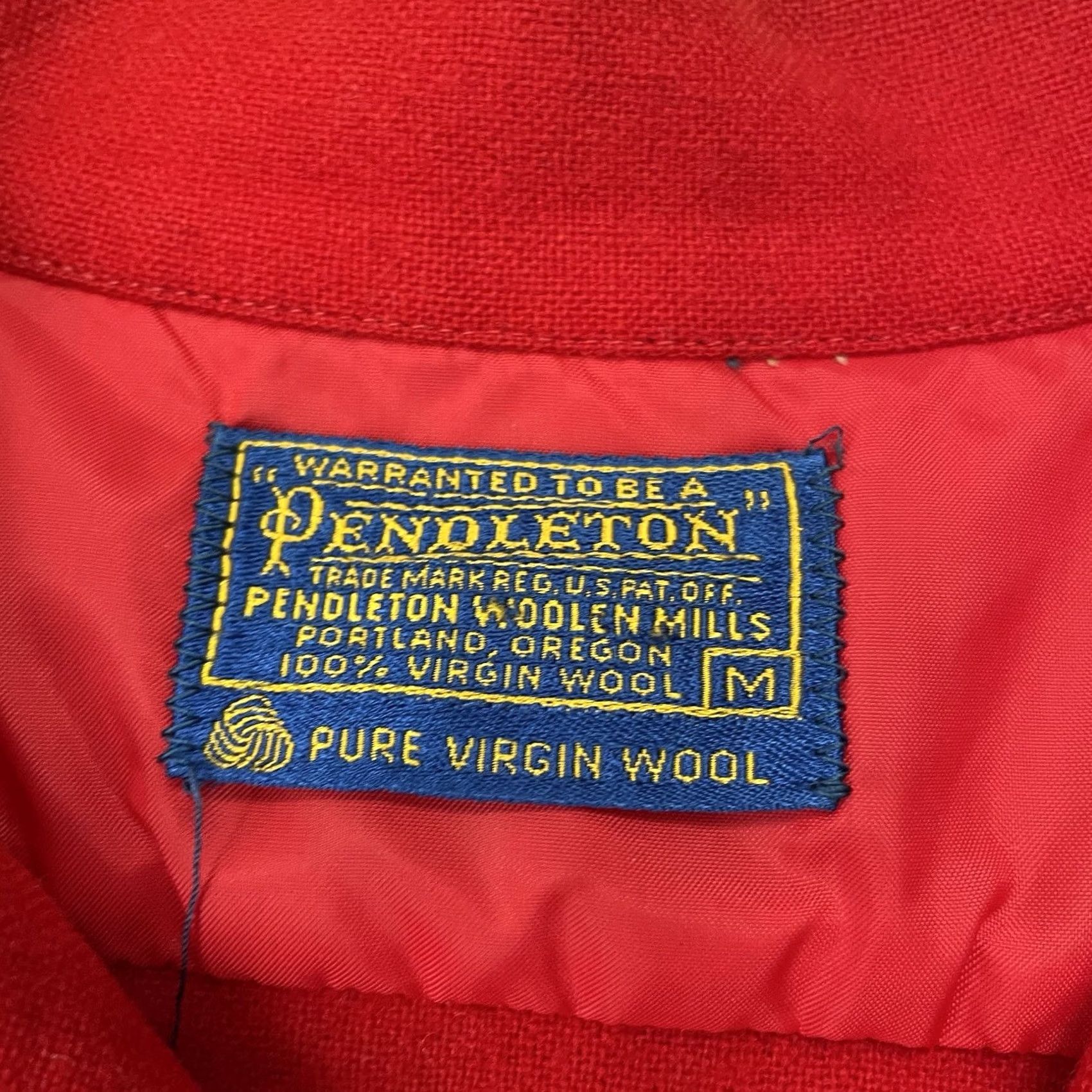 Pendleton VINTAGE Pendleton Shirt Mens Medium Red 100% Wool Solid Button-Up USA 70s Size US M / EU 48-50 / 2 - 6 Thumbnail