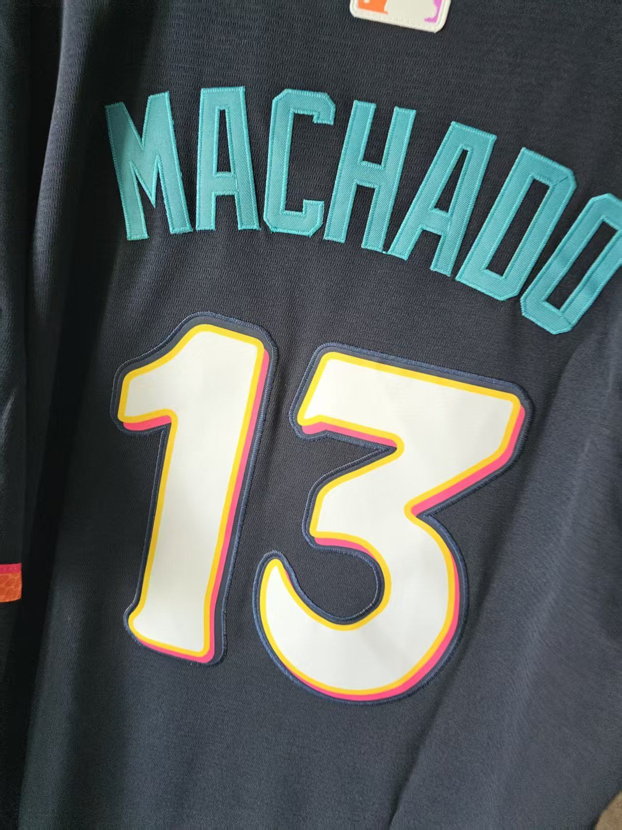 MLB 2026 San Diego Padres 13 Manny Machado Jersey Size US L / EU 52-54 / 3 - 3 Thumbnail