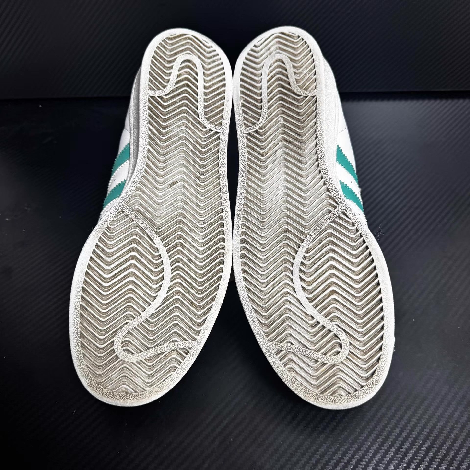 Adidas Adidas Superstar Q11 Size US 8.5 / EU 41-42 - 4 Thumbnail