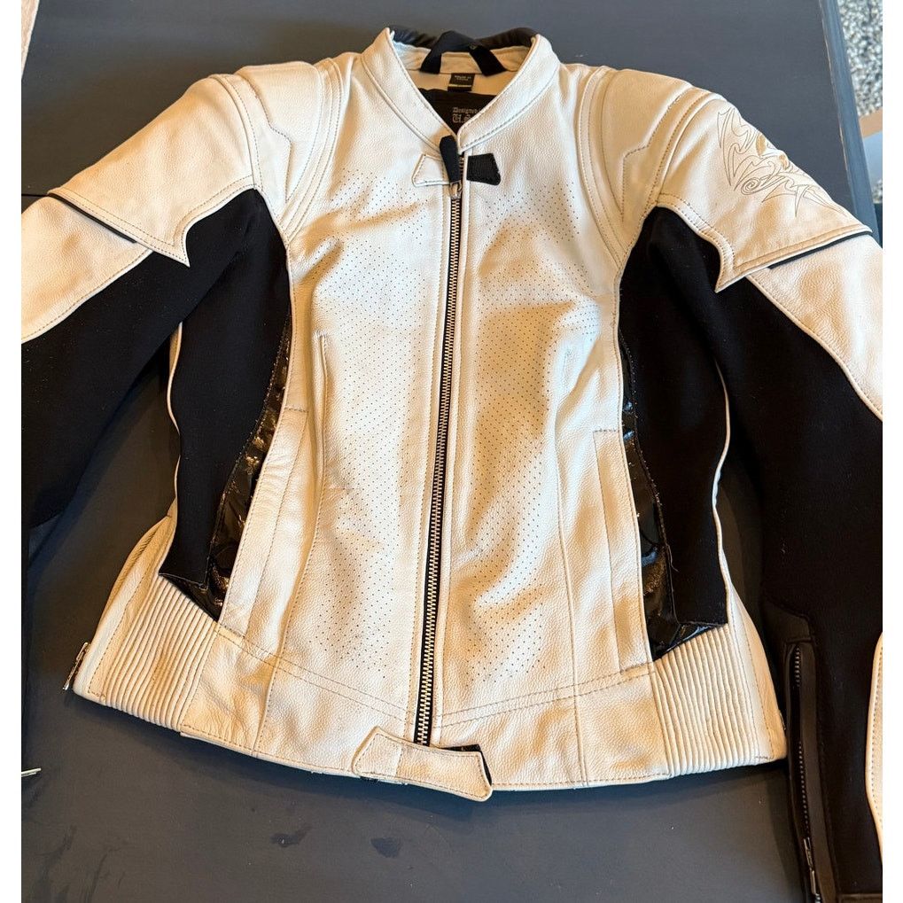 & Other Stories Scorpion EXO Women’s Motorcycle Jacket White/Black – Size S Size S / US 4 / IT 40 - 2 Thumbnail