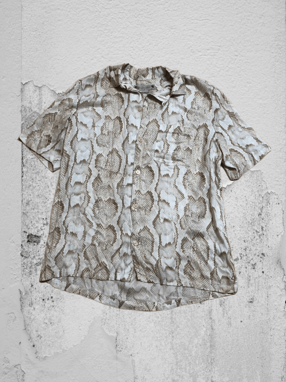 Allsaints Mens AllSaints Shirts Button Up Hawaiian crazy Size US S / EU 44-46 / 1 - 1 Thumbnail
