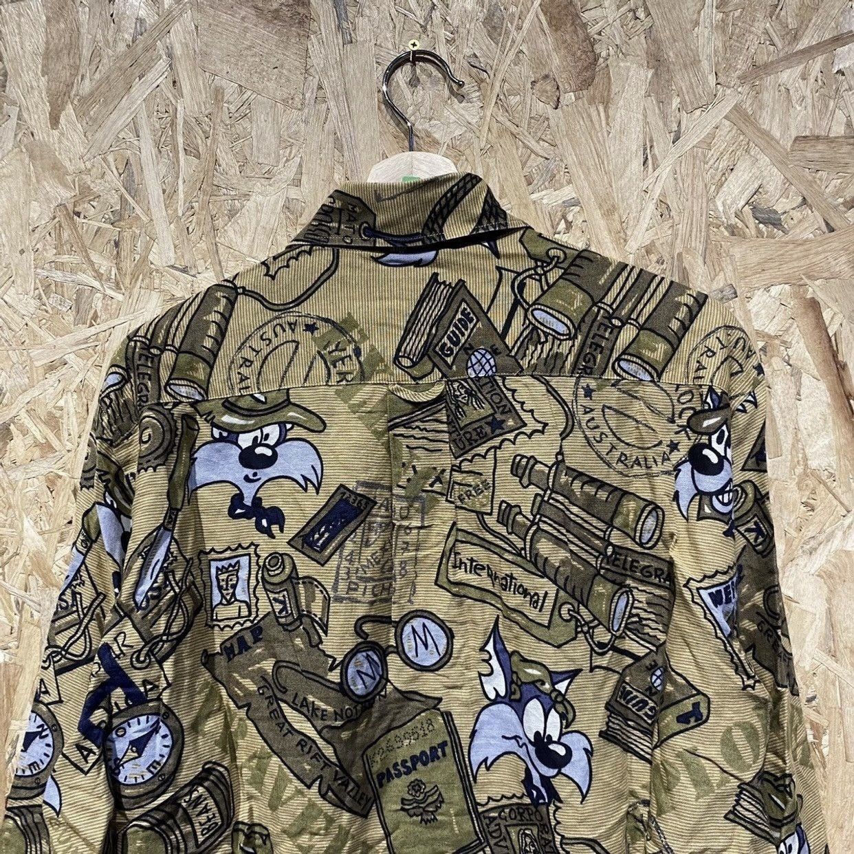 Jean Charles De Castelbajac Vintage JC de Castelbajac x Looney Tunes AOP Button Up Shirt Size US XL / EU 56 / 4 - 6 Thumbnail