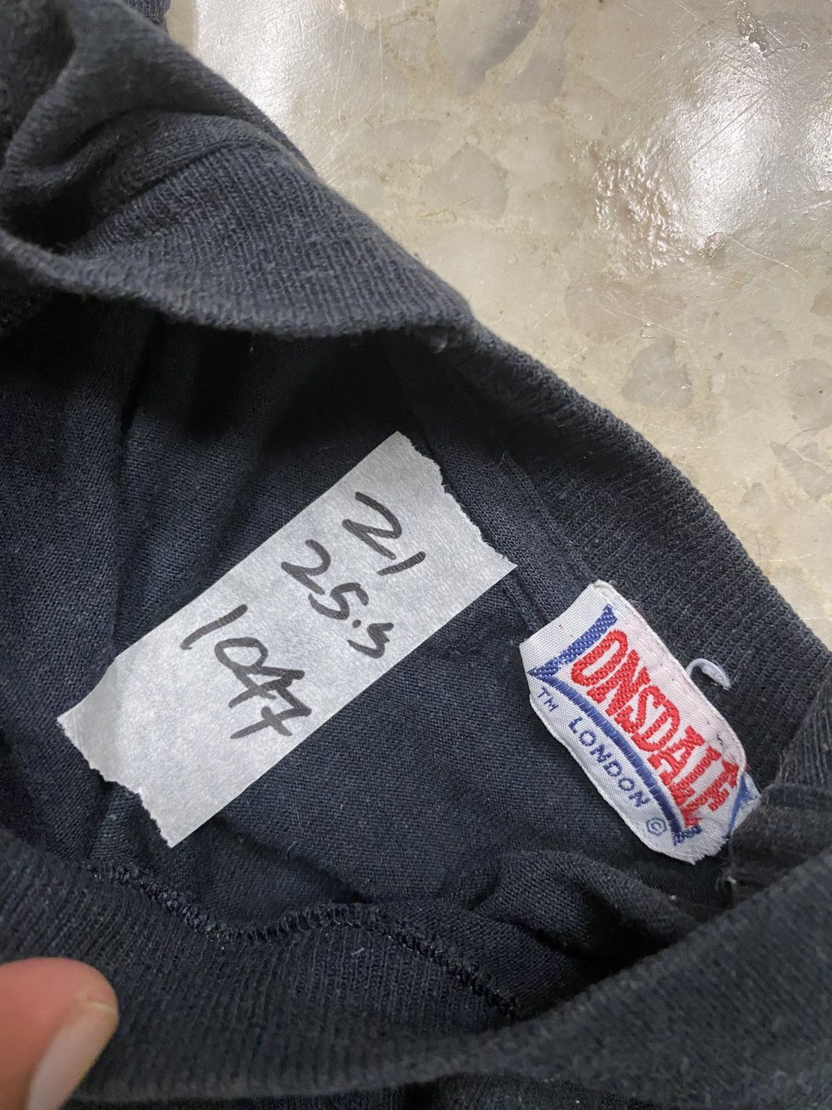 Lonsdale Vintage londale size L big logo 3385 Size US L / EU 52-54 / 3 - 7 Thumbnail