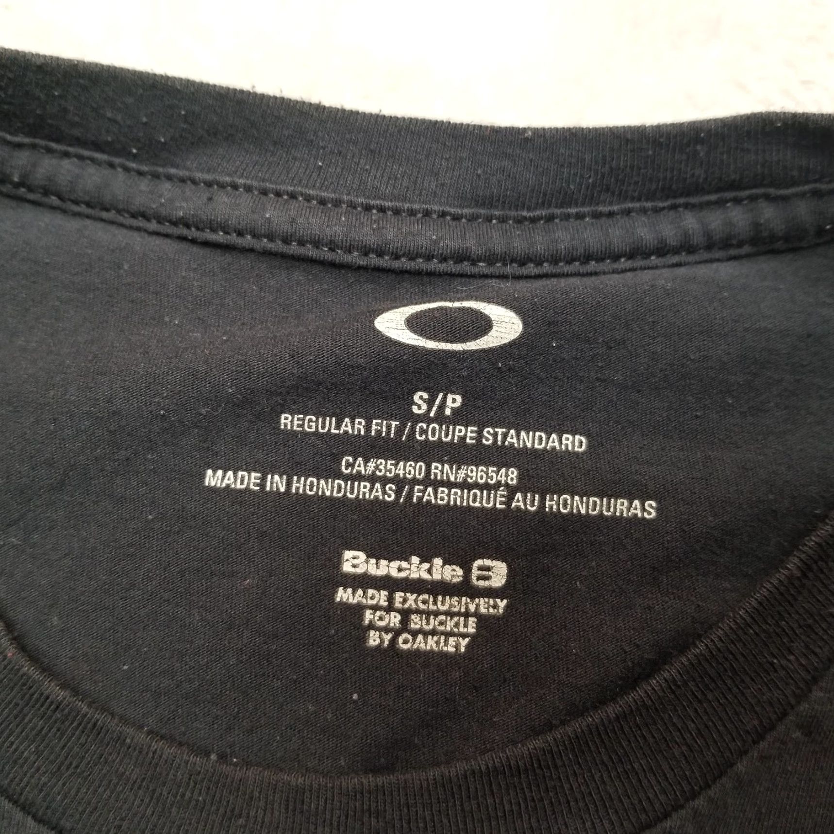 Oakley Oakley Shirt Mens Small Black Short Sleeve Crewneck Spellout Logo Buckle Casual Size US S / EU 44-46 / 1 - 4 Thumbnail