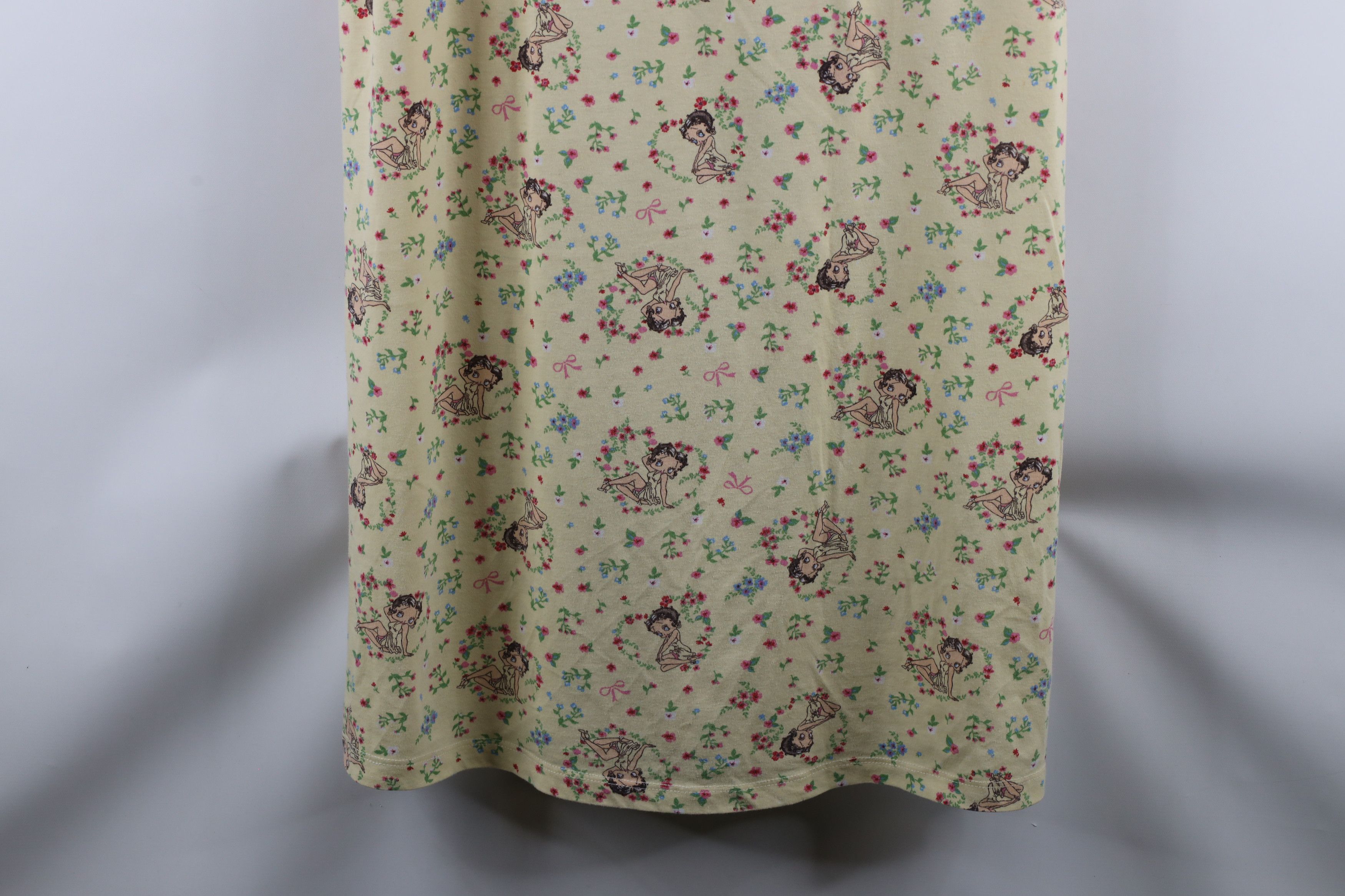 Vintage Vintage Betty Boop Womens Medium Flower Heart All Over Print Size M / US 6-8 / IT 42-44 - 4 Thumbnail