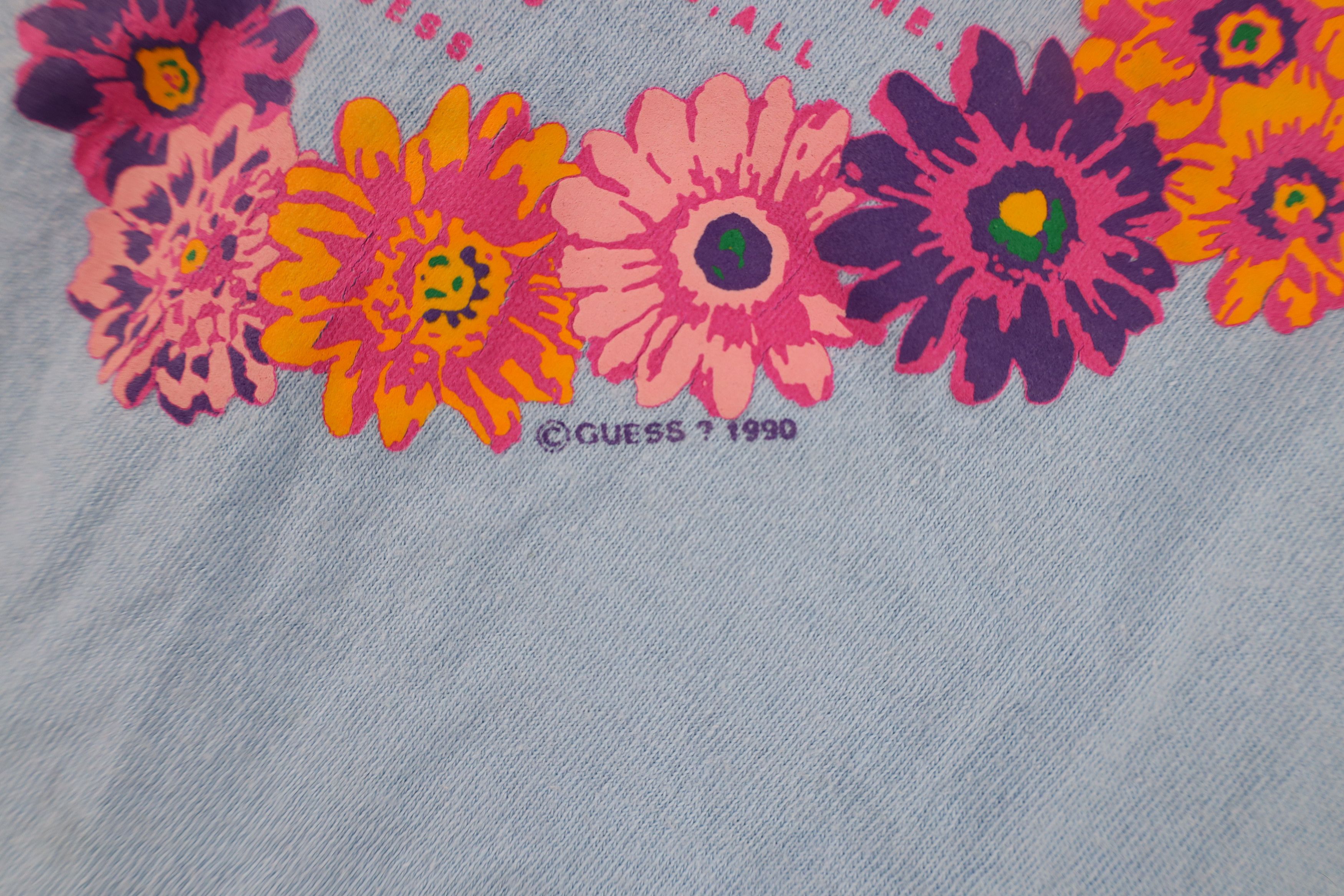 Guess Vintage 90s Guess Spell Out Heart Flower T-Shirt Blue USA Size M / US 6-8 / IT 42-44 - 5 Thumbnail