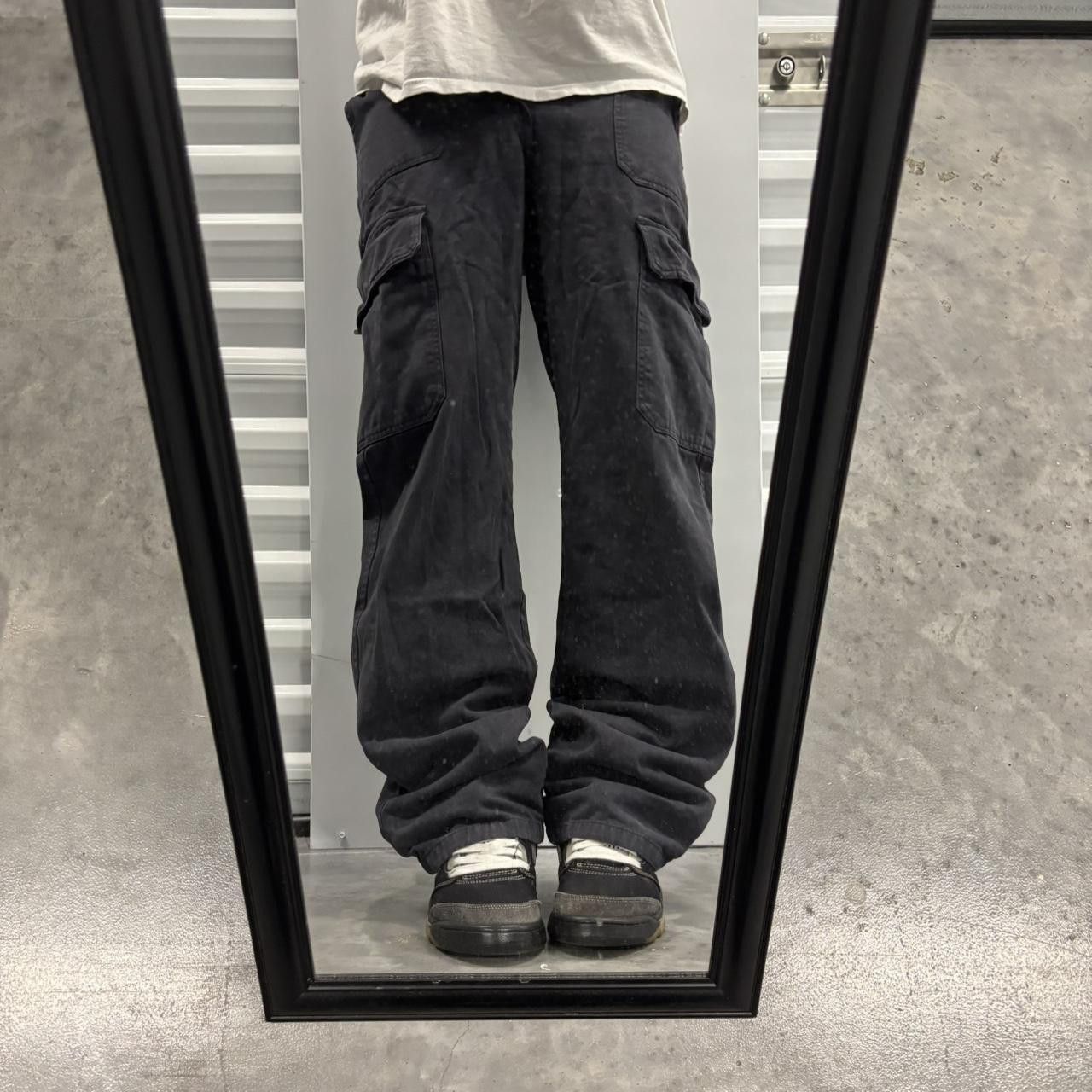 Japanese Brand × Vintage Crazy Vintage Y2K/2000s Black Streetwear Essential Cargo Pants! Size US 27 - 1 Thumbnail