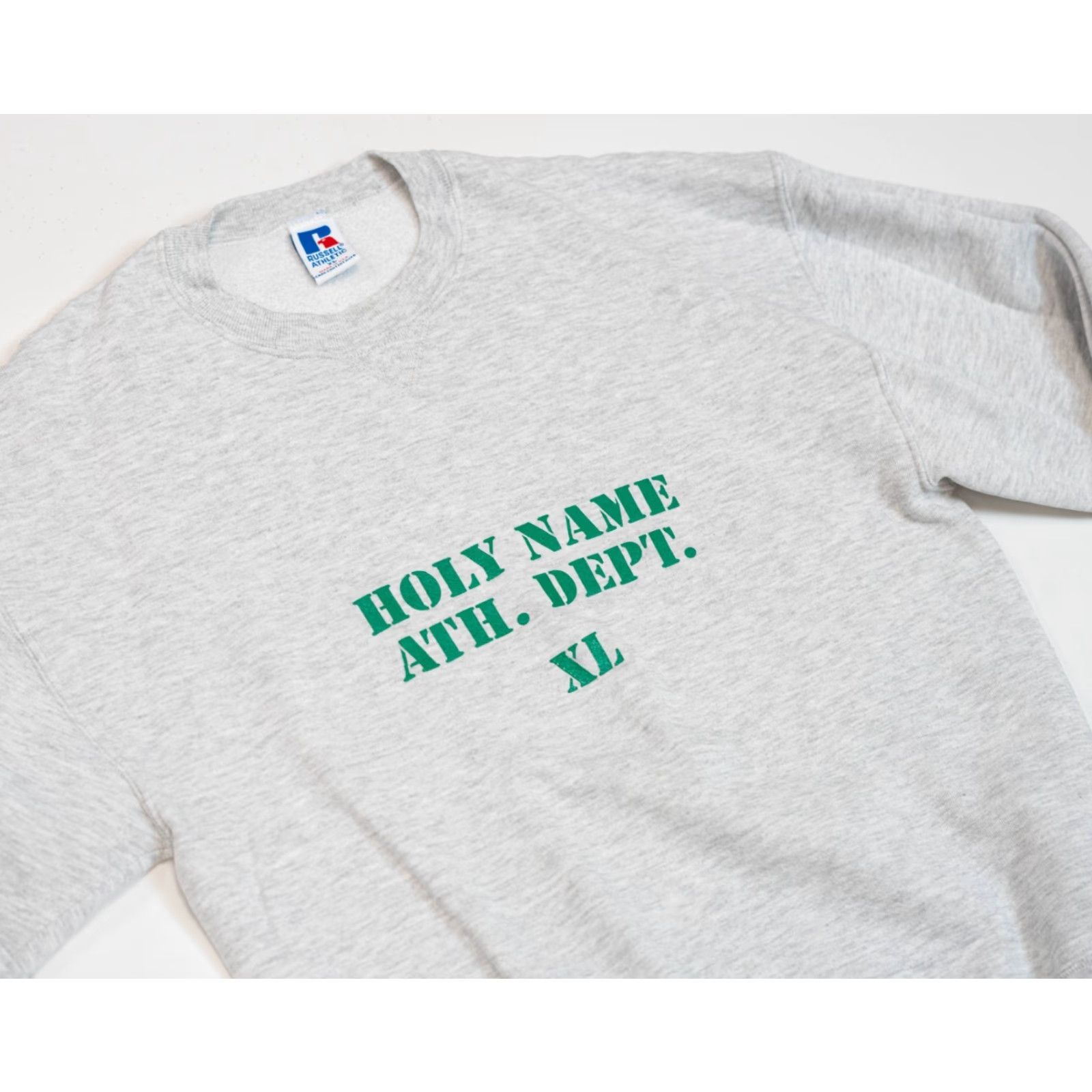 Russell Athletic VINTAGE Russell Athletic Sweatshirt XL Unisex Adults Gray 90s Jesus Crewneck Graphic Print Size US XL / EU 56 / 4 - 4 Thumbnail