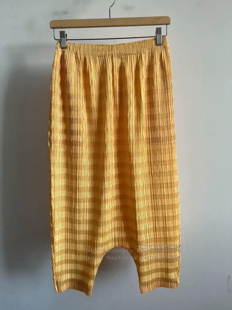 Issey Miyake size:5 Yellow Pants