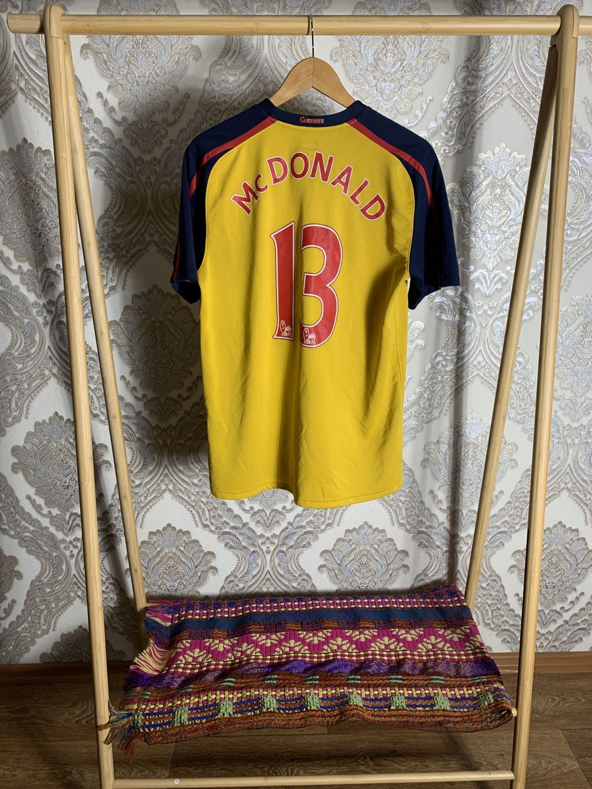 Nike VINTAGE NIKE FC ARSENAL LONDON ENGLAND SOCCER JERSEY Y2K 90s Size US M / EU 48-50 / 2 - 7 Thumbnail