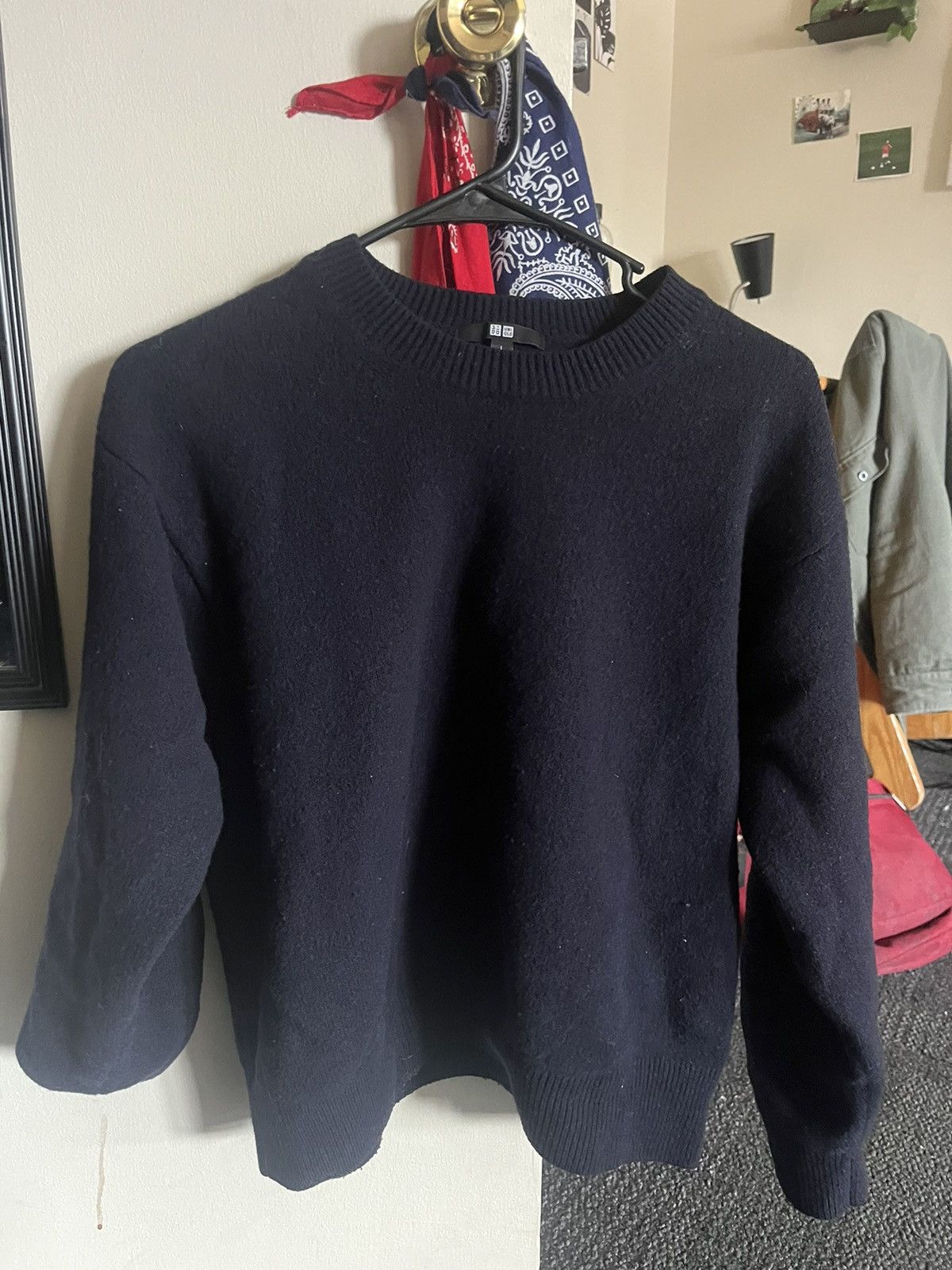 Uniqlo UNIQLO Youth L Navy Sweater Size US XS / EU 42 / 0 - 4 Thumbnail