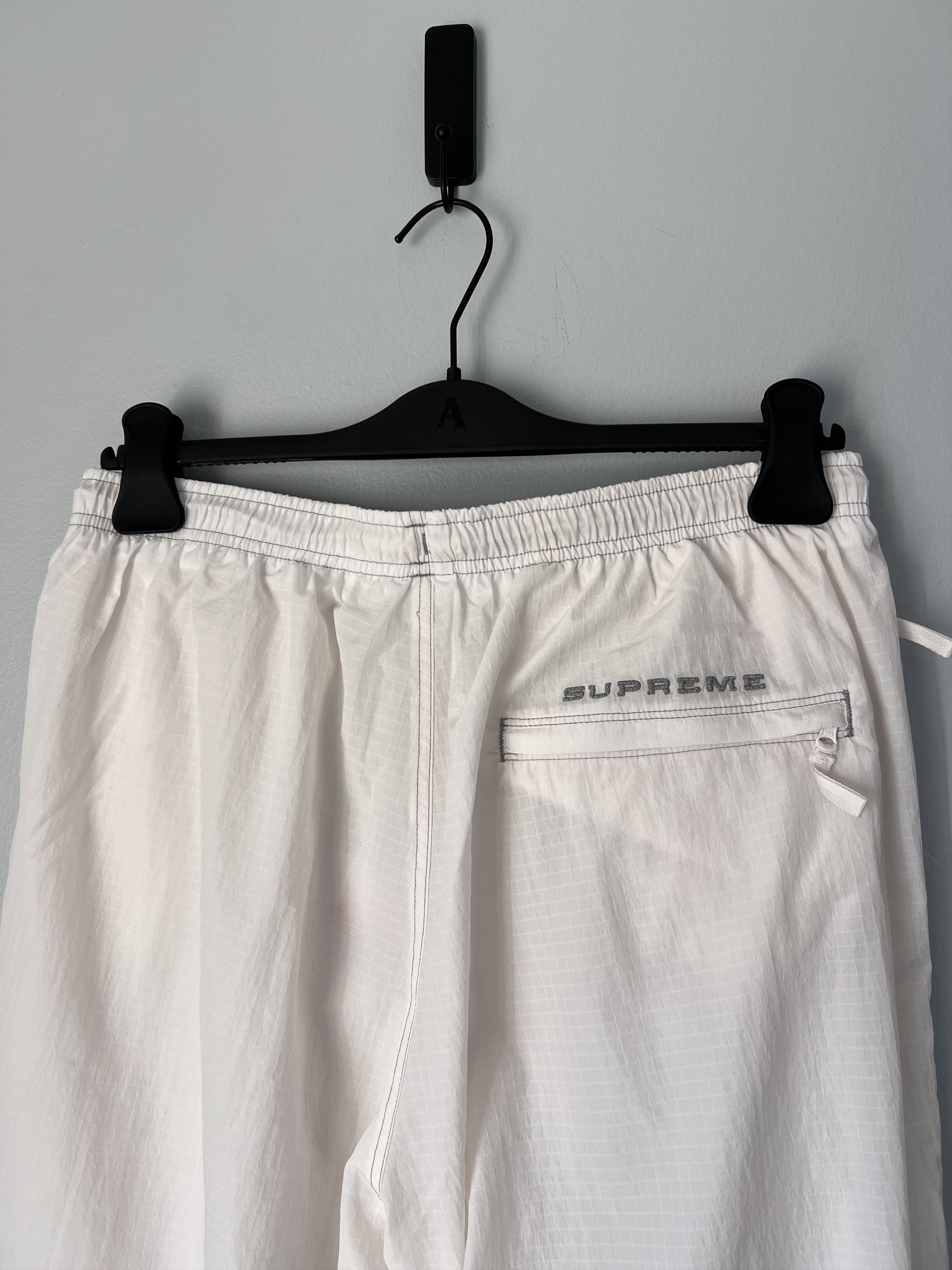 Nike × Supreme Supreme Nike Track Pants in White Size US 34 / EU 50 - 5 Thumbnail