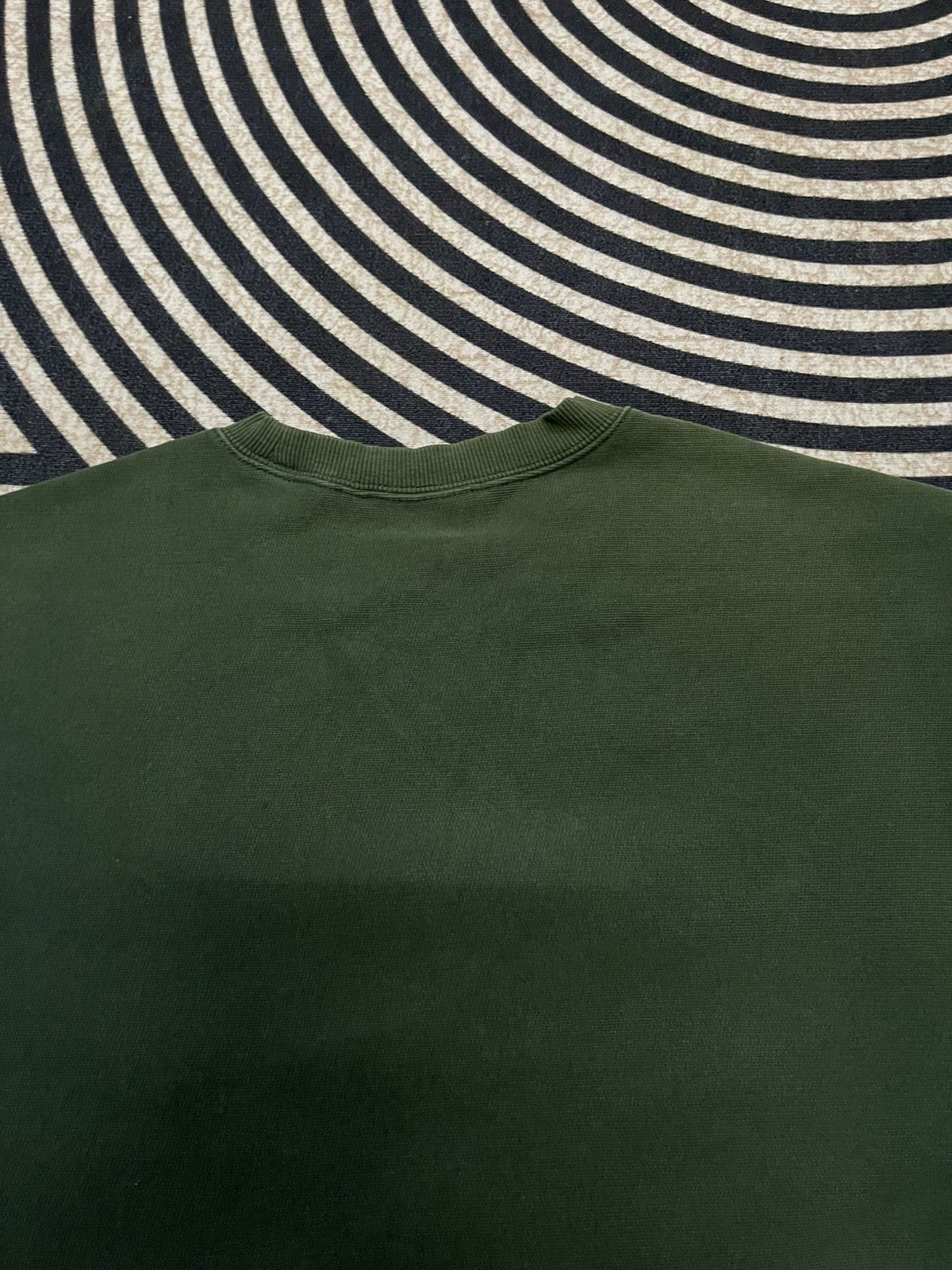 Carhartt Wip 2000s CARHARTT WIP SUN FADED SWEATSHIRT SMALL LOGO Size US L / EU 52-54 / 3 - 23 Thumbnail