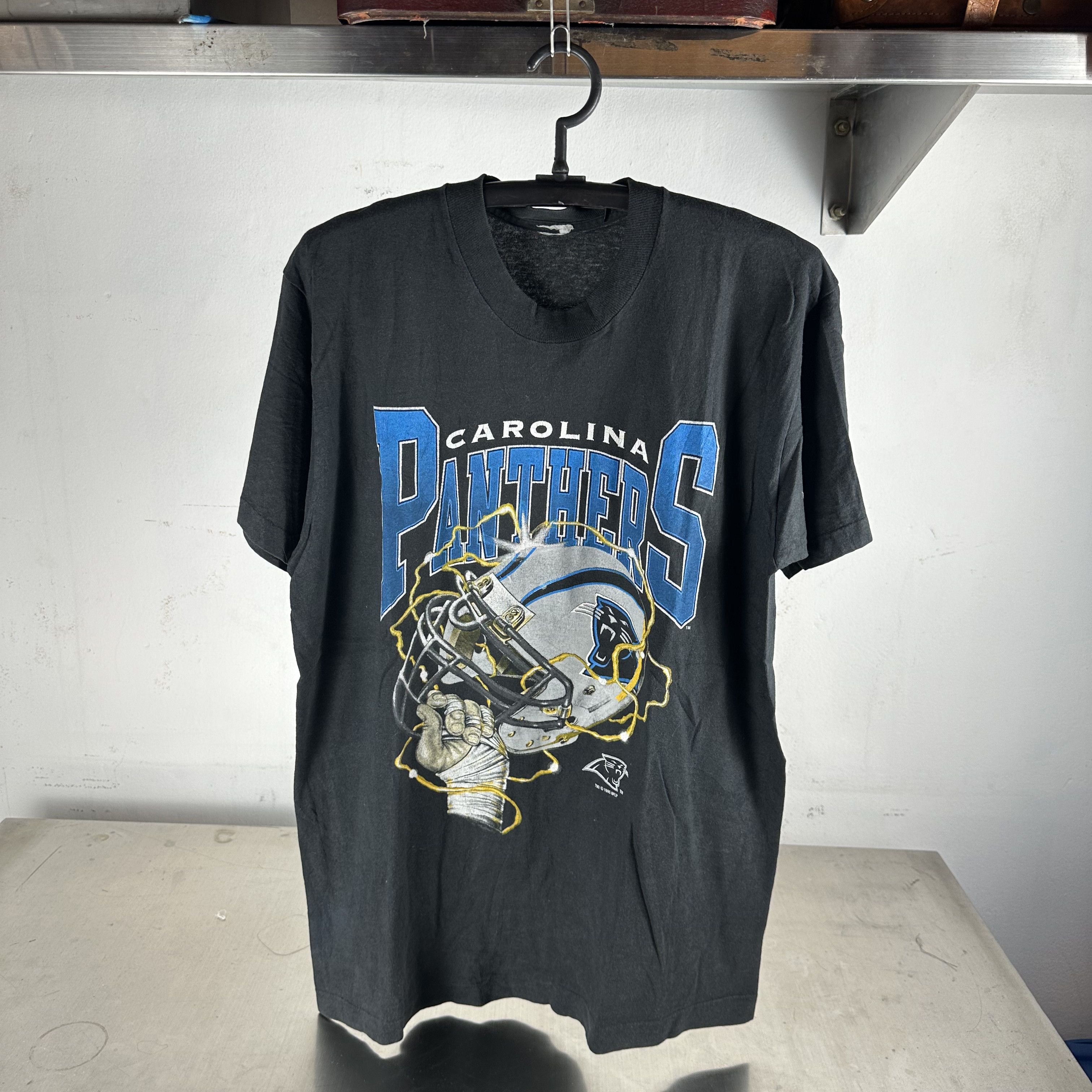​1995 Carolina Panthers Lightning Helmet NFL ​T-Shirt