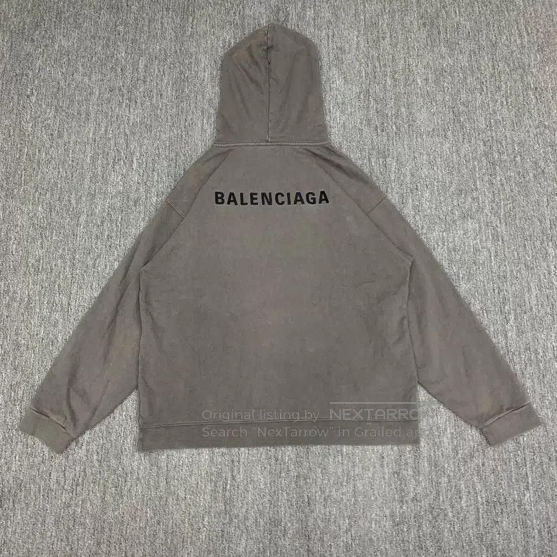 Balenciaga Balenciaga Gray front and back embroidery hoodie sweatshir Size US S / EU 44-46 / 1 - 2 Thumbnail