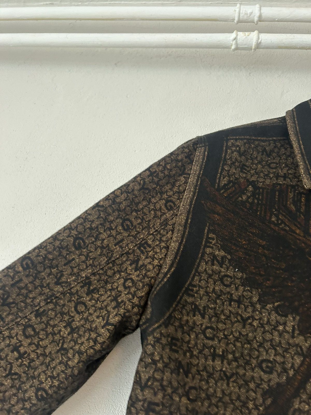Givenchy FW16 Angel Print Wool Jacket Size US M / EU 48-50 / 2 - 11 Thumbnail