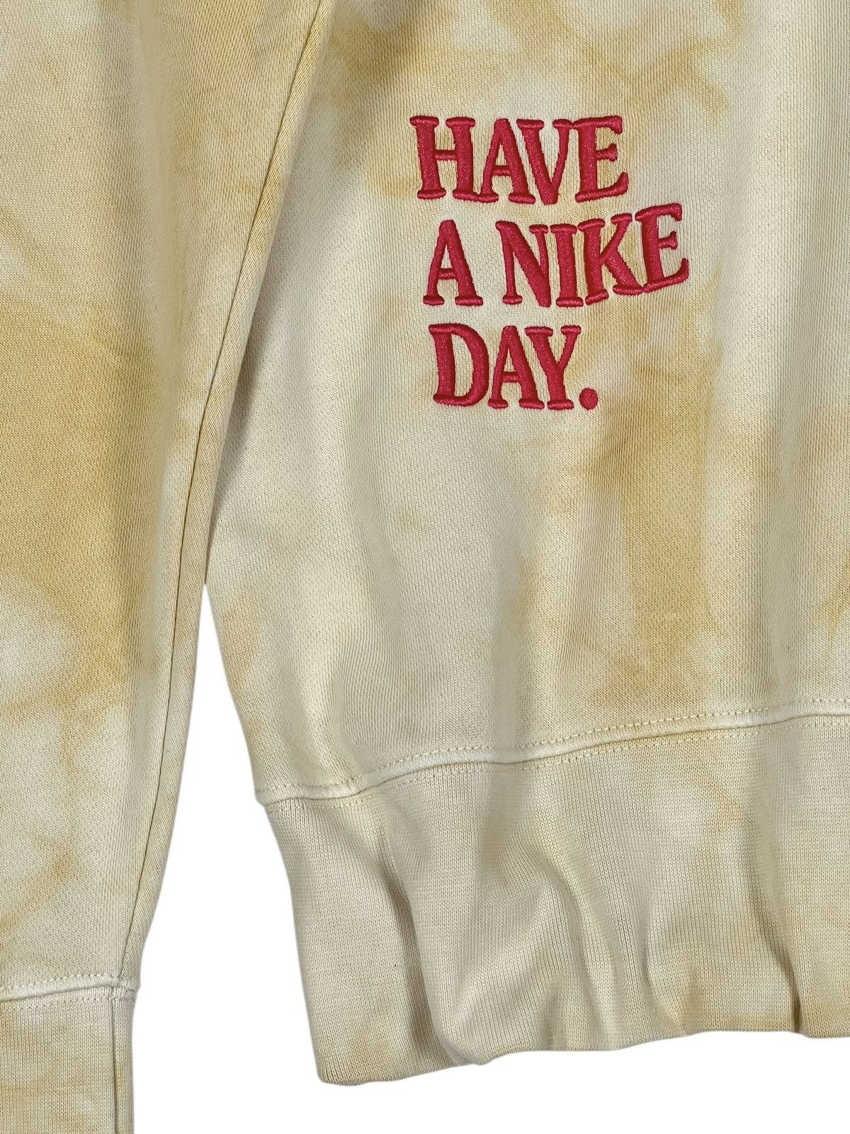 Nike Nike French Terry “have a nice day” Sweatshirt Size US M / EU 48-50 / 2 - 2 Thumbnail