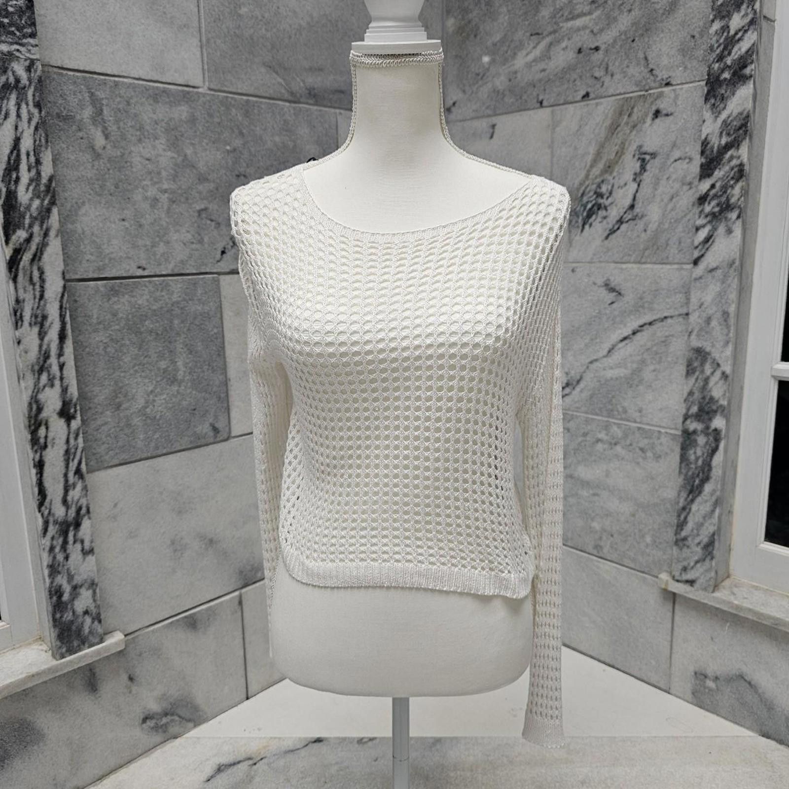 Designer Sincerely Jules for Bandier Women's White Knit Sweater Size S / US 4 / IT 40 - 1 Thumbnail