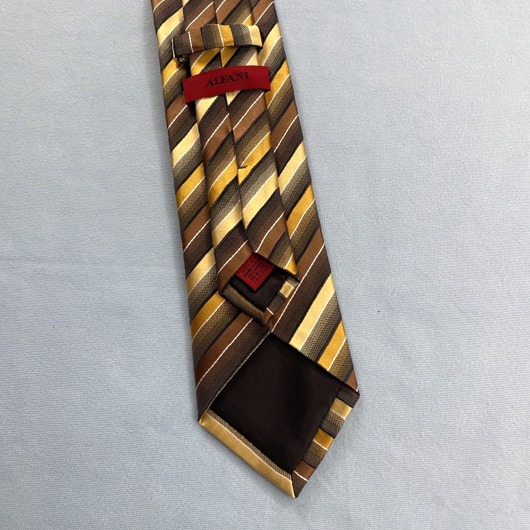 Alfani VINTAGE Alfani Tie Stripe Silk Western Repp 3x59 Brown Yellow Gold Mens Tie Size ONE SIZE - 3 Thumbnail