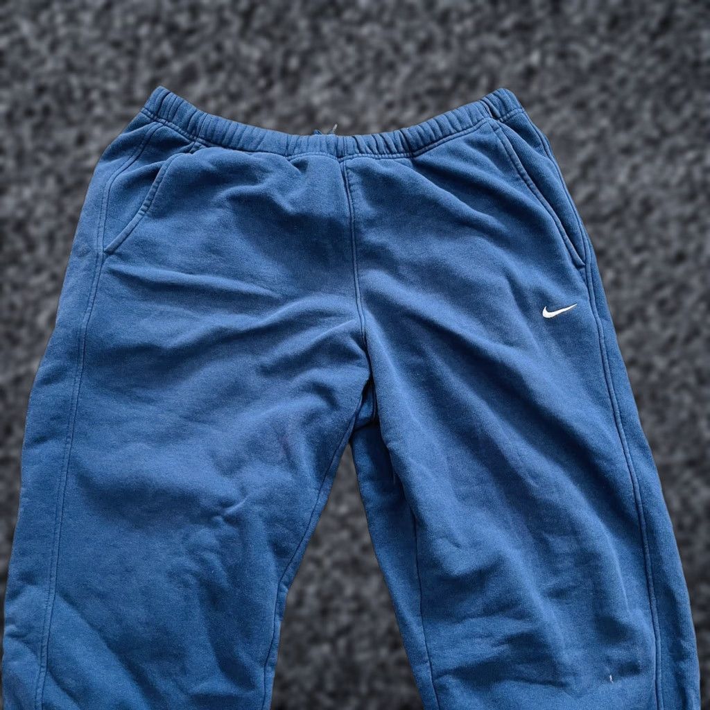 Vintage VINTAGE Nike Navy Blue Warmup Pants Track Bottoms Men XL 1990s Zippered Ankles Drawstring Gray Tag Size US 36 / EU 52 - 1 Thumbnail