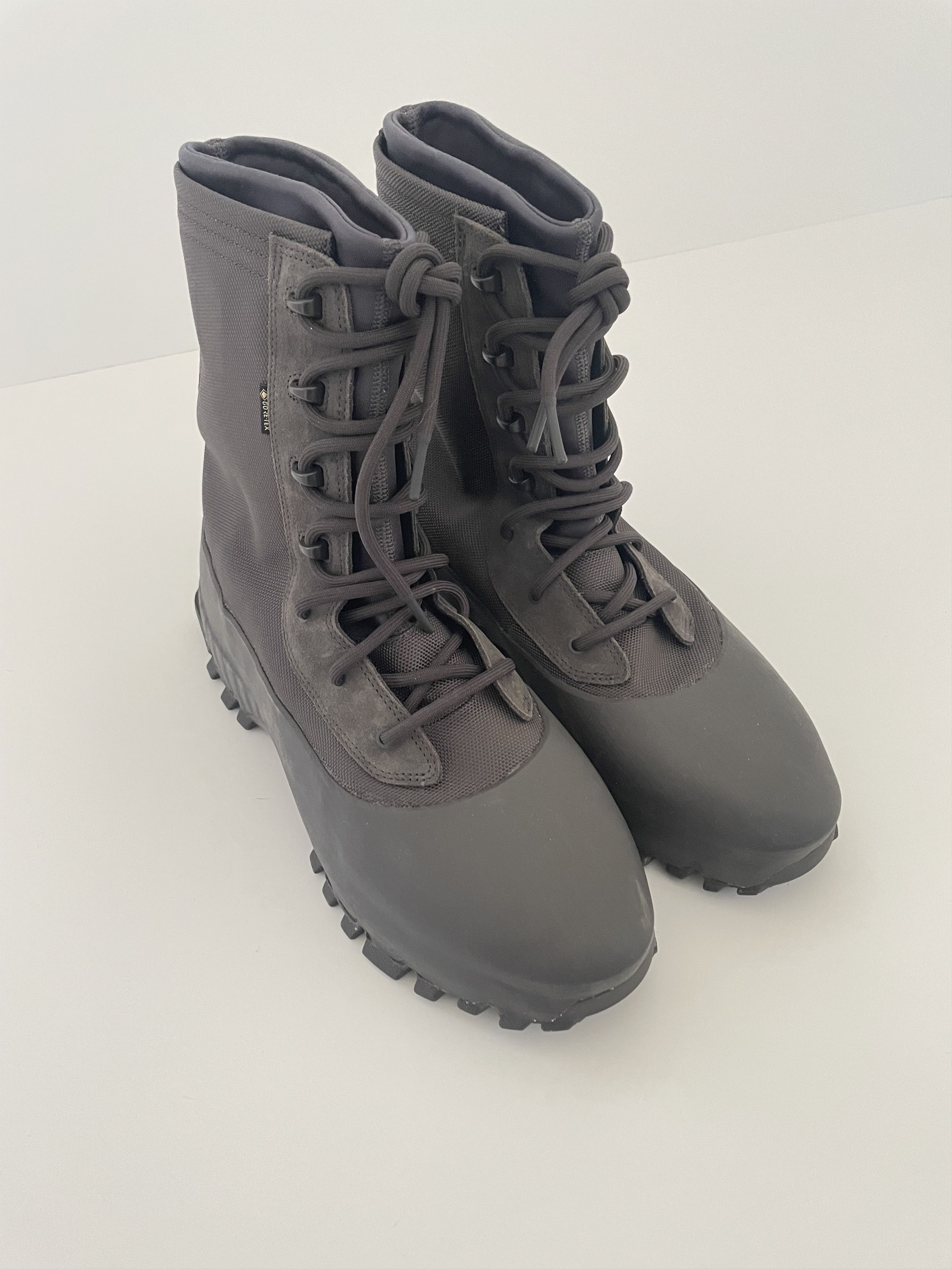 Yeezy Yeezy 1050 Size US 11 / EU 44 - 2 Thumbnail