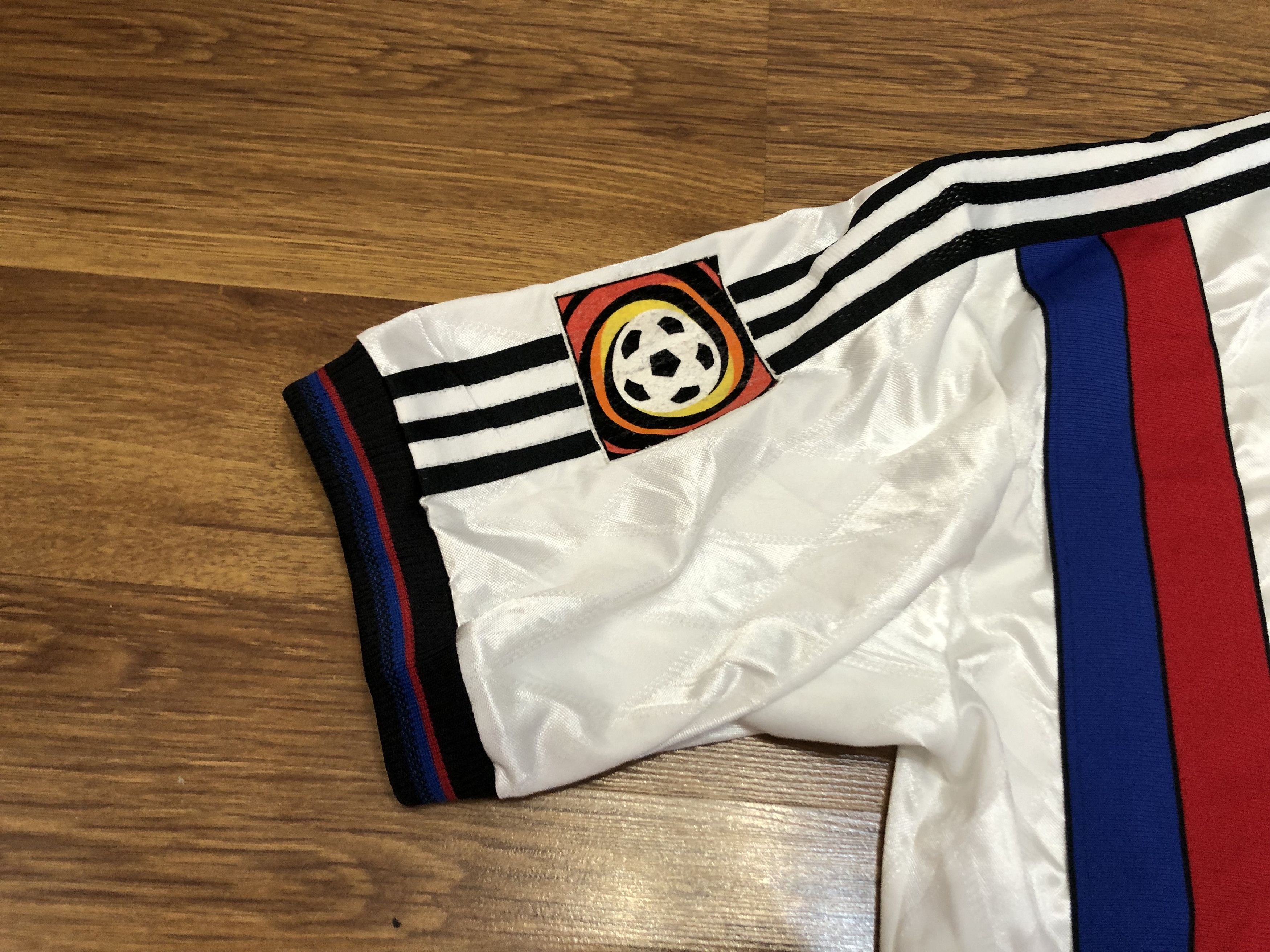 Adidas Bayern Munich Away Football Shirt 1996-1998 Size XL#7 Scholl Size US XL / EU 56 / 4 - 4 Thumbnail