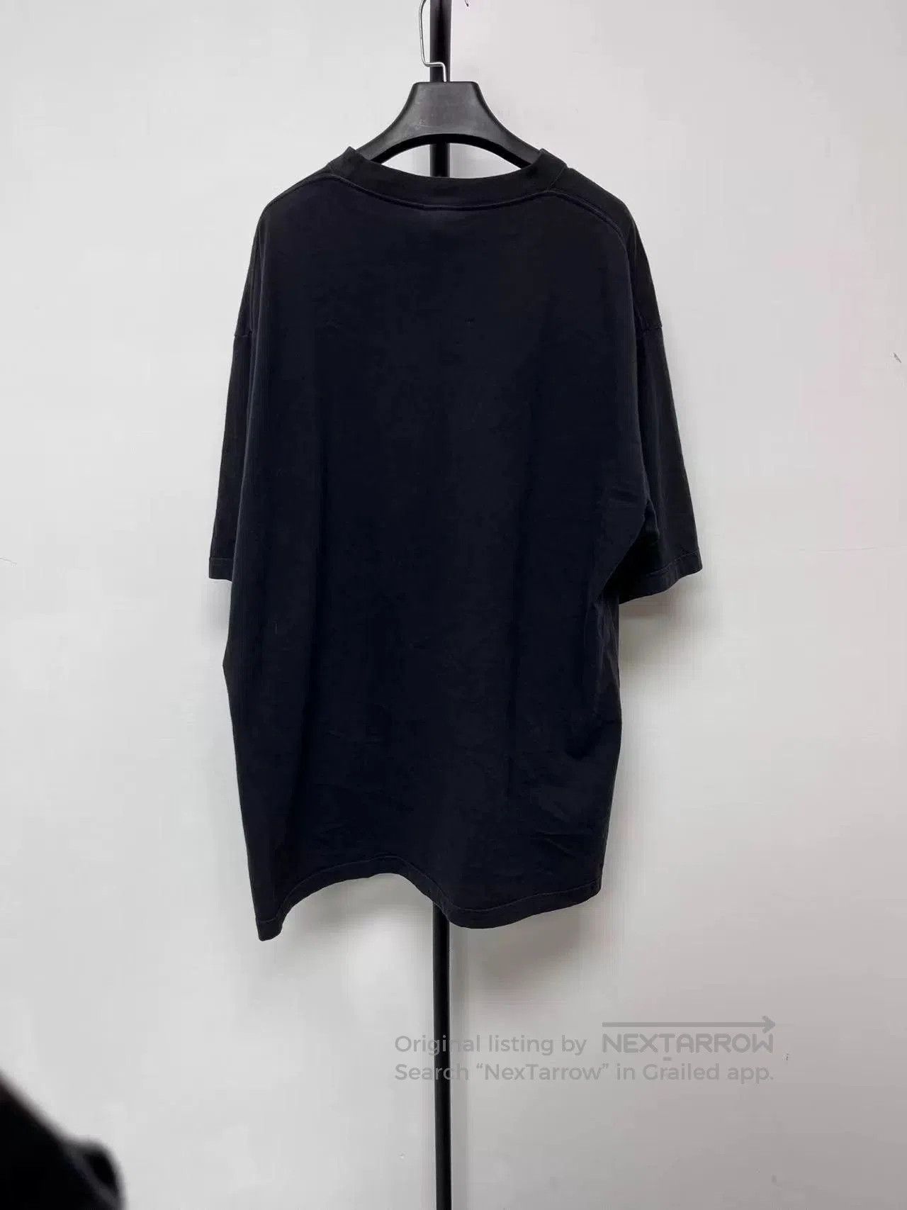 Balenciaga balenciaga new year oversized t. Size US XL / EU 56 / 4 - 2 Thumbnail