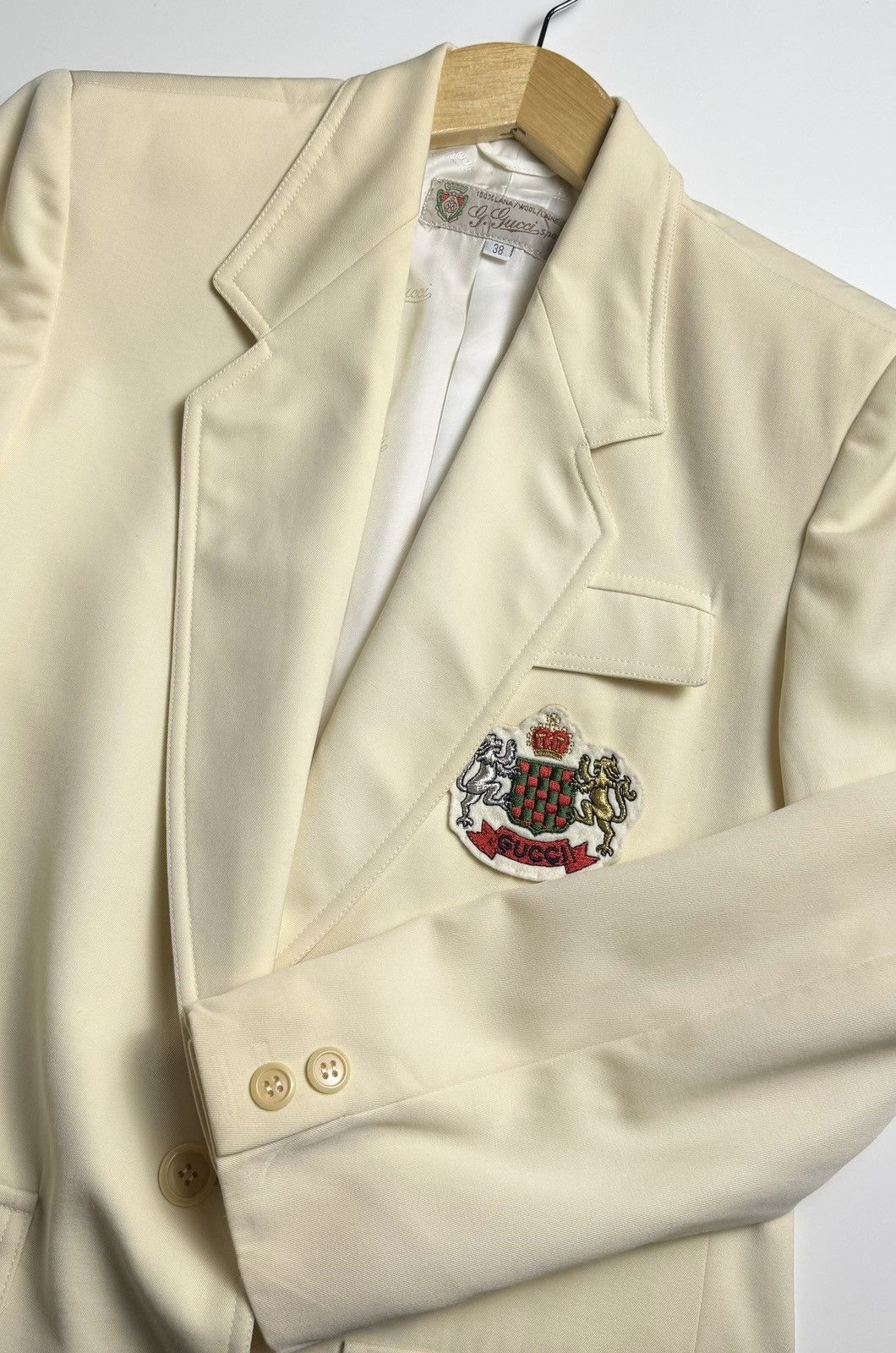 Gucci Gucci 1970’s Vintage Off White Blazer Size XS / US 0-2 / IT 36-38 - 2 Thumbnail